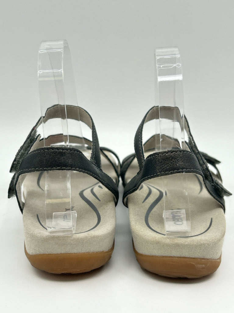 AETREX Size 5.5/6 Pewter Women's Sandal
