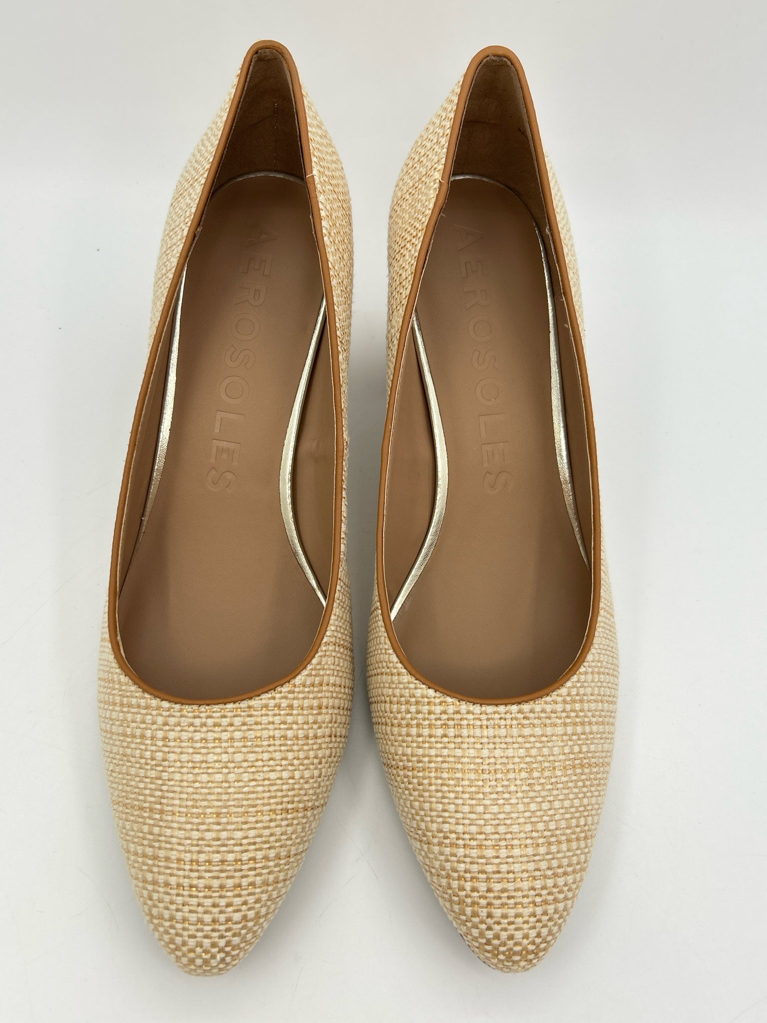 AEROSOLES Size 11M Natural Women Pumps