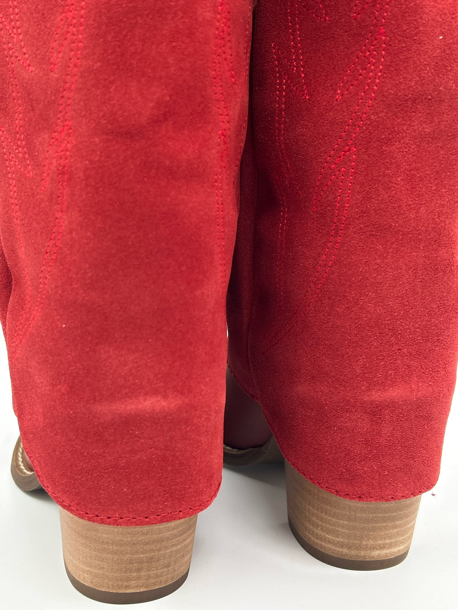 DINGO Size 7.5M Red Women Boots