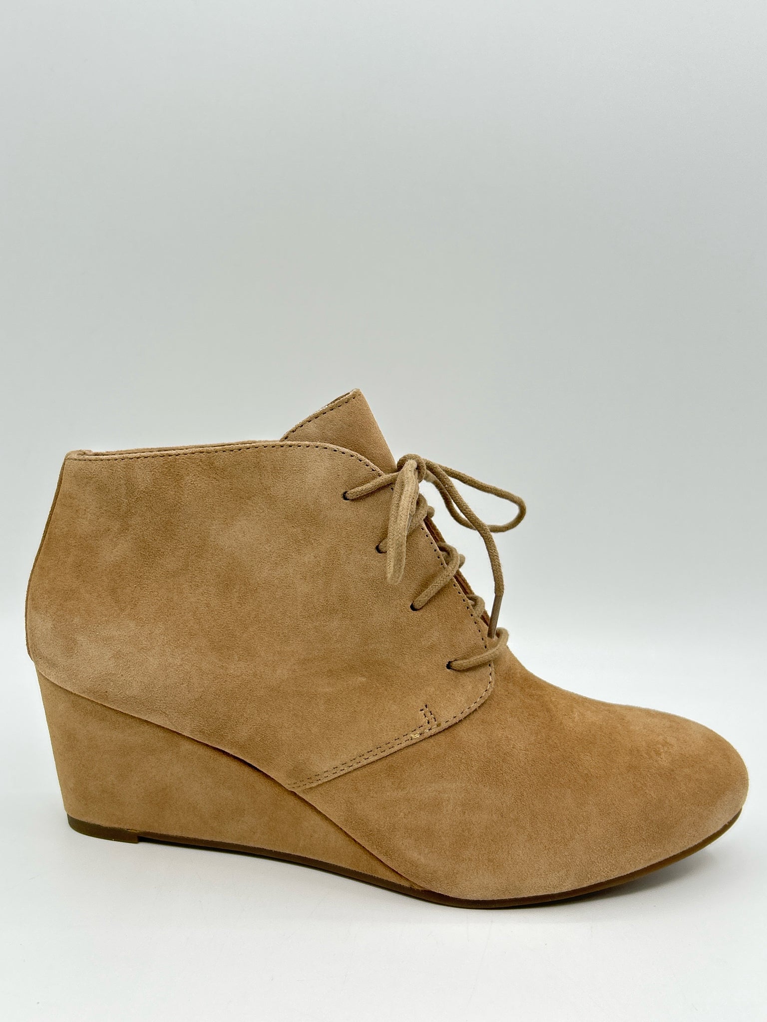 VIONIC Size 8 SAND Women Booties
