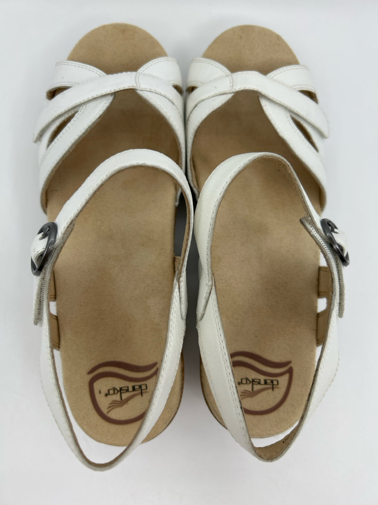 DANSKO Size 40 White Women's Sandal