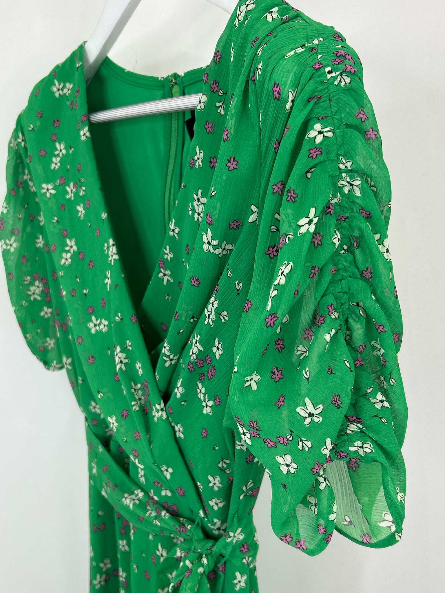 DKNY Size 6 Green Floral Women Dress