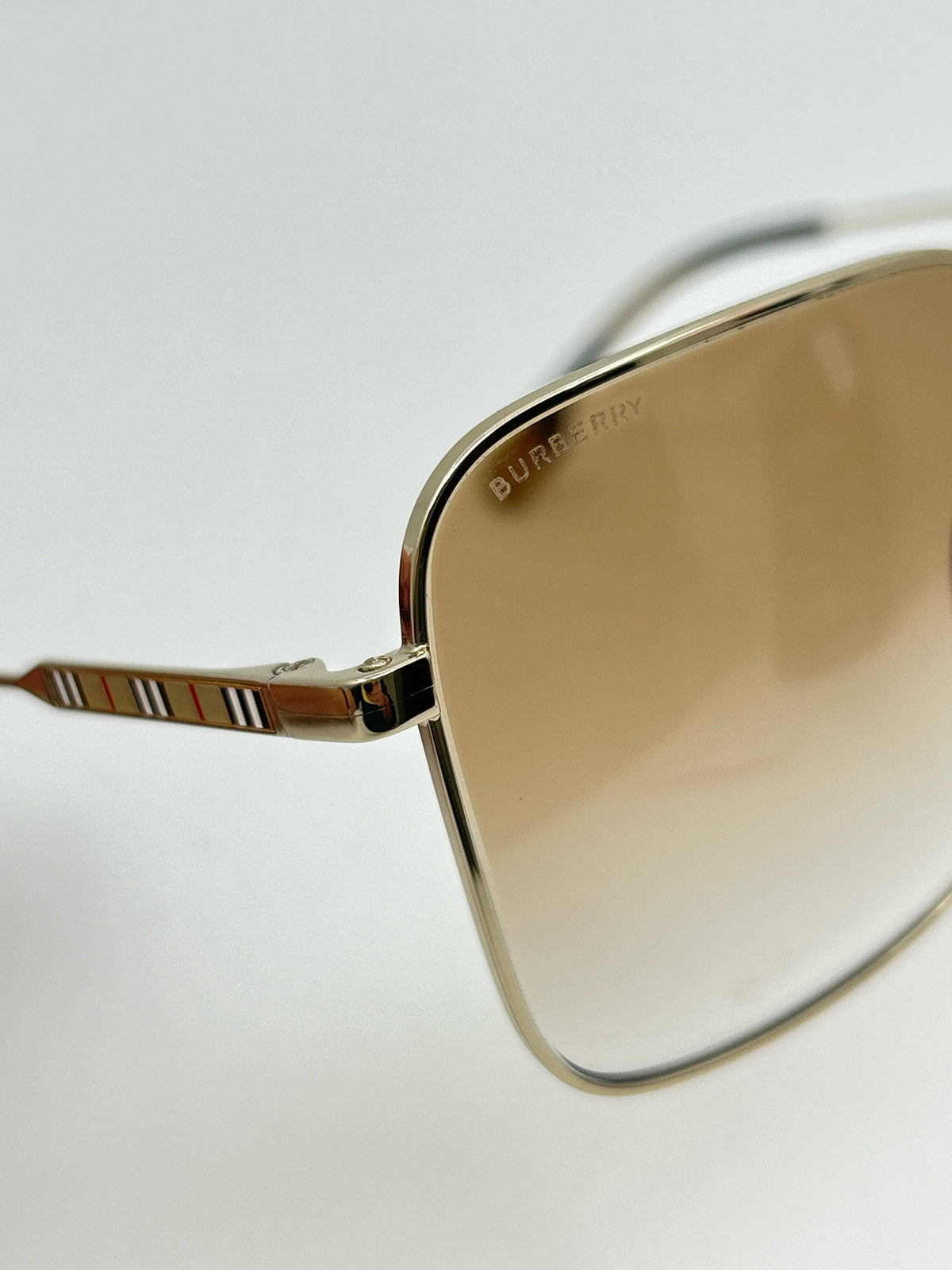 BURBERRY Gold Sunglasses
