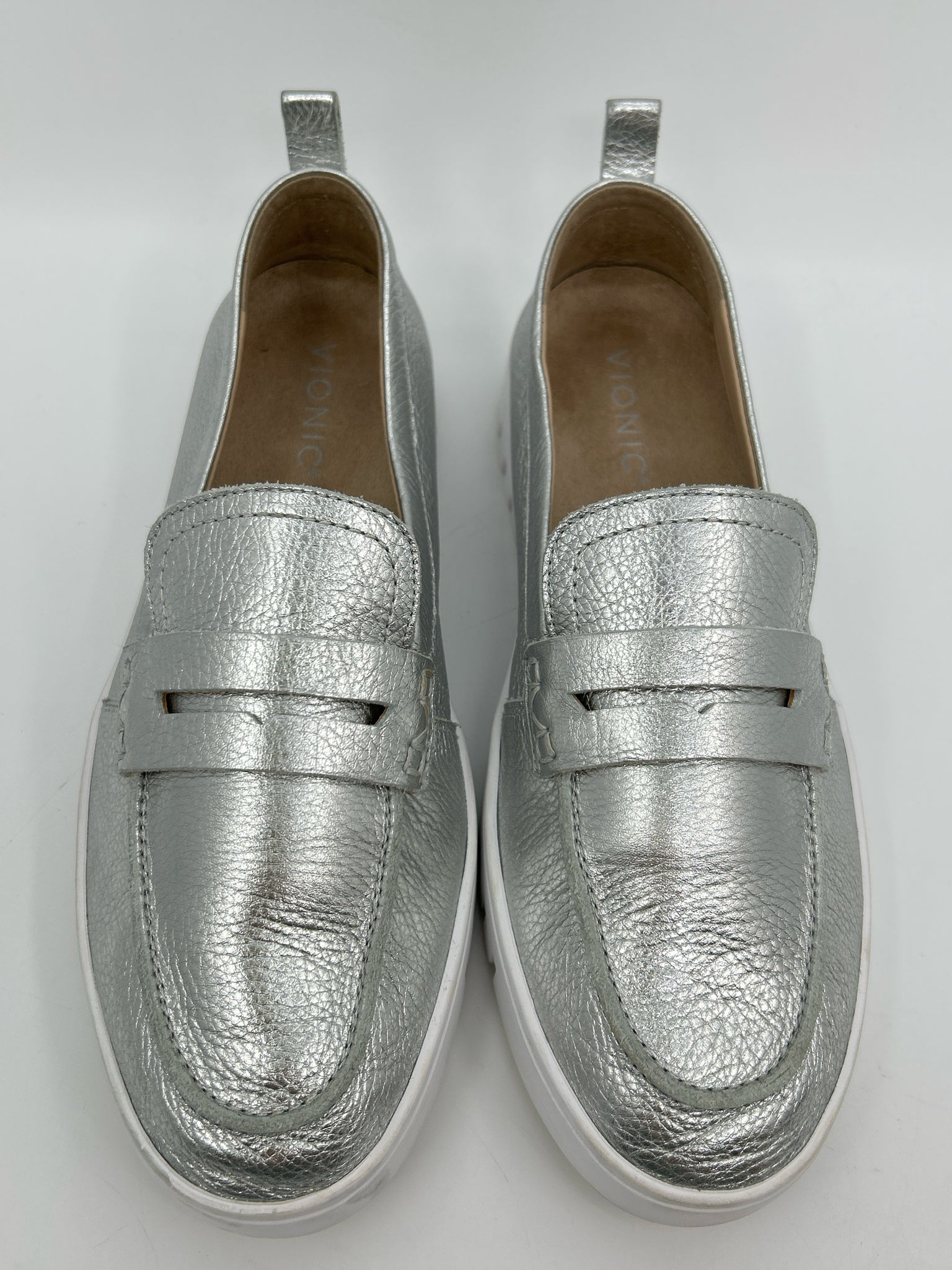 VIONIC Size 9.5 Silver Metallic Women Loafer