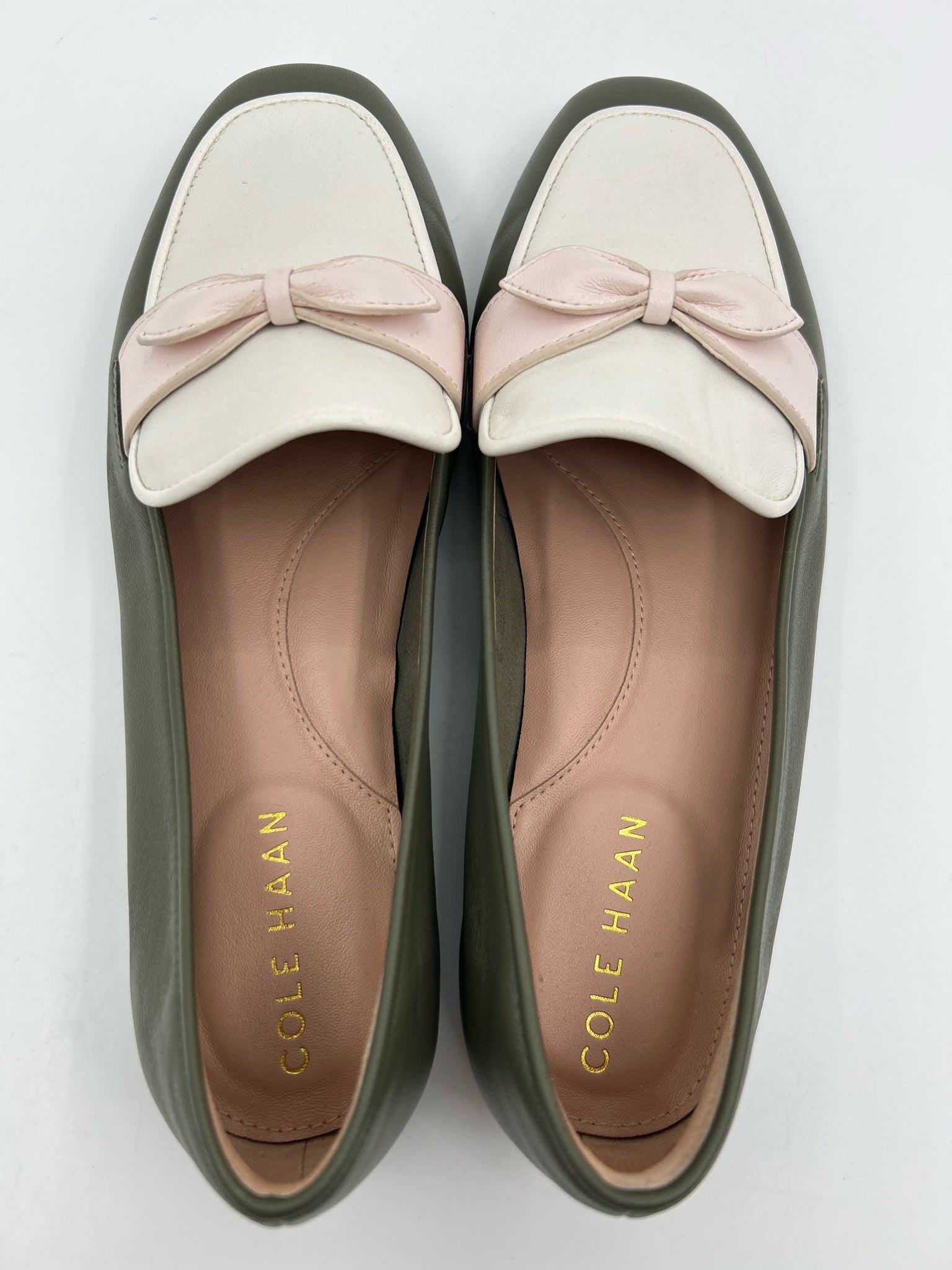 COLE HAAN Size 6.5B OLIVE Women's Flats