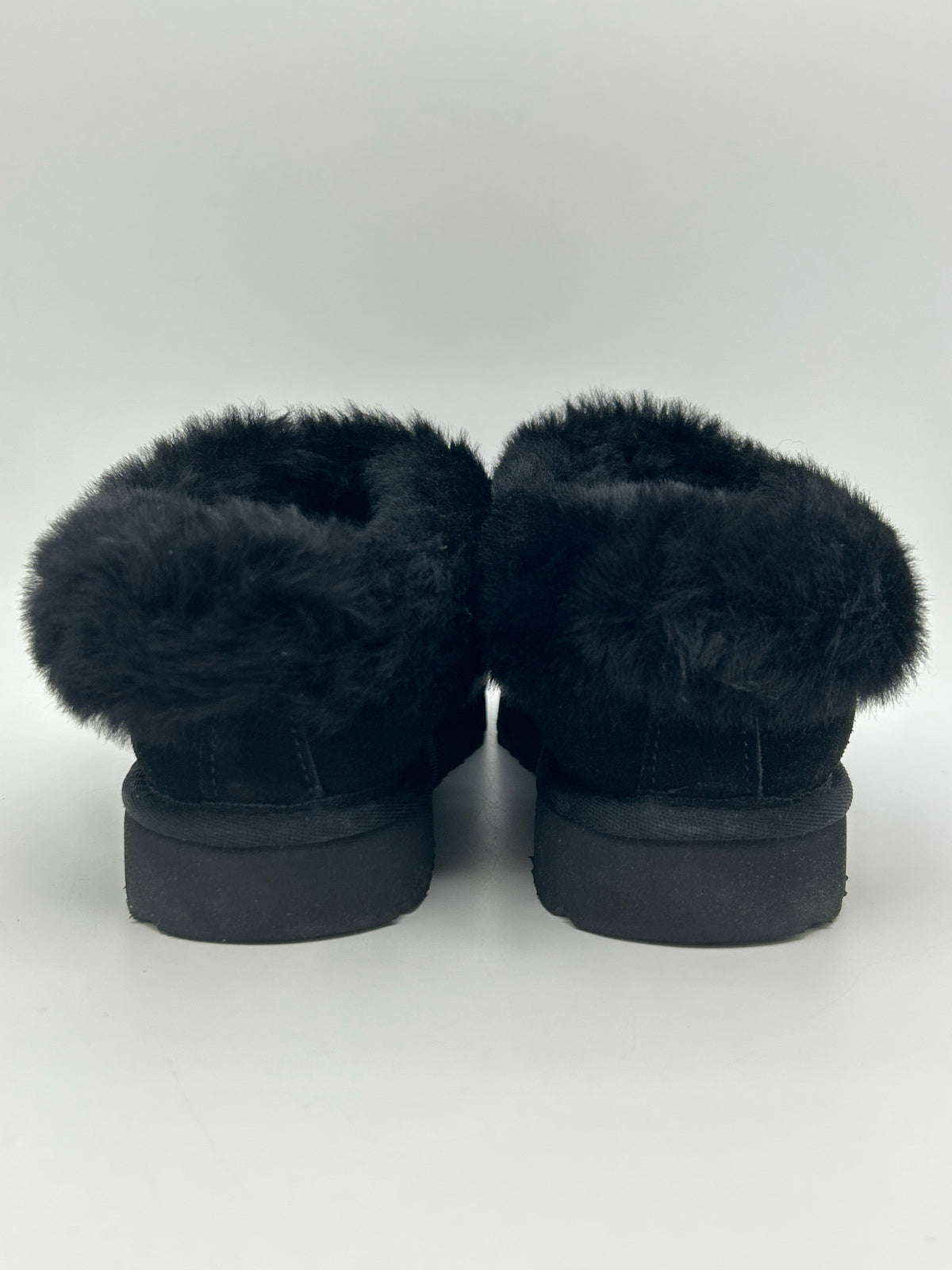 UGG Size 7 Black Women Flats NIB