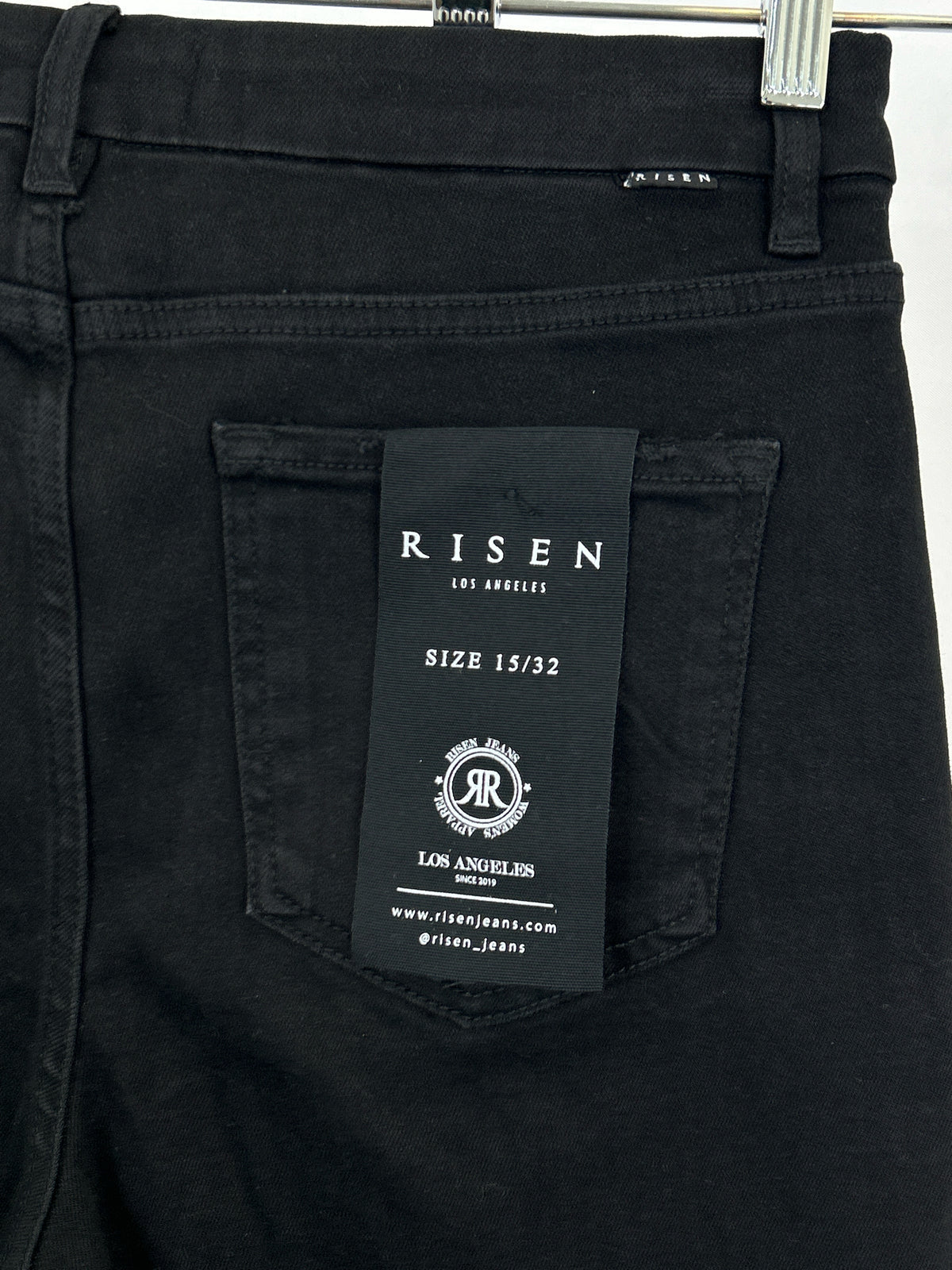 Risen NWT Size 15/32 BLACK DENIM Women jeans