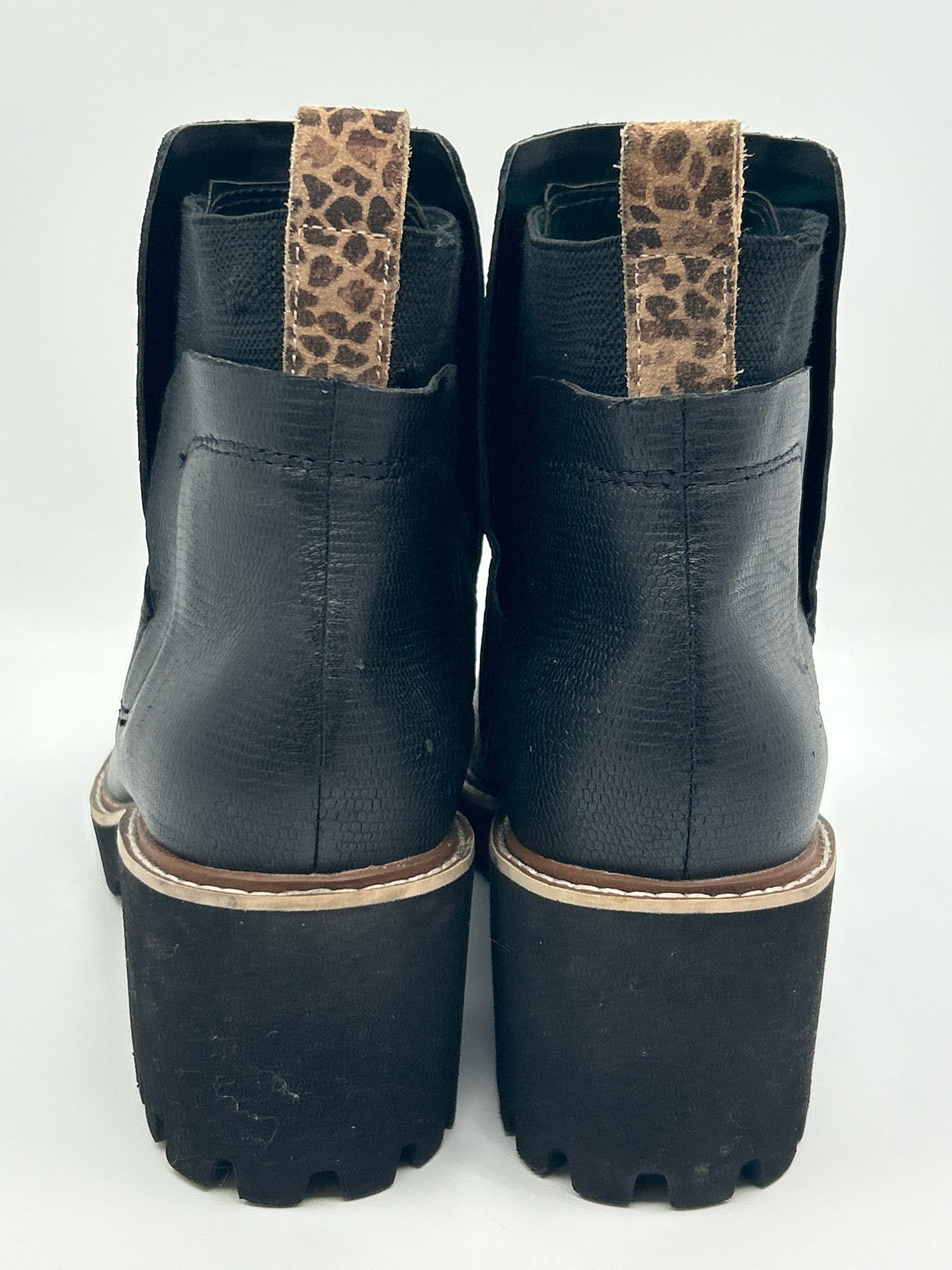 DOLCE VITA Size 9.5 Black Women Booties