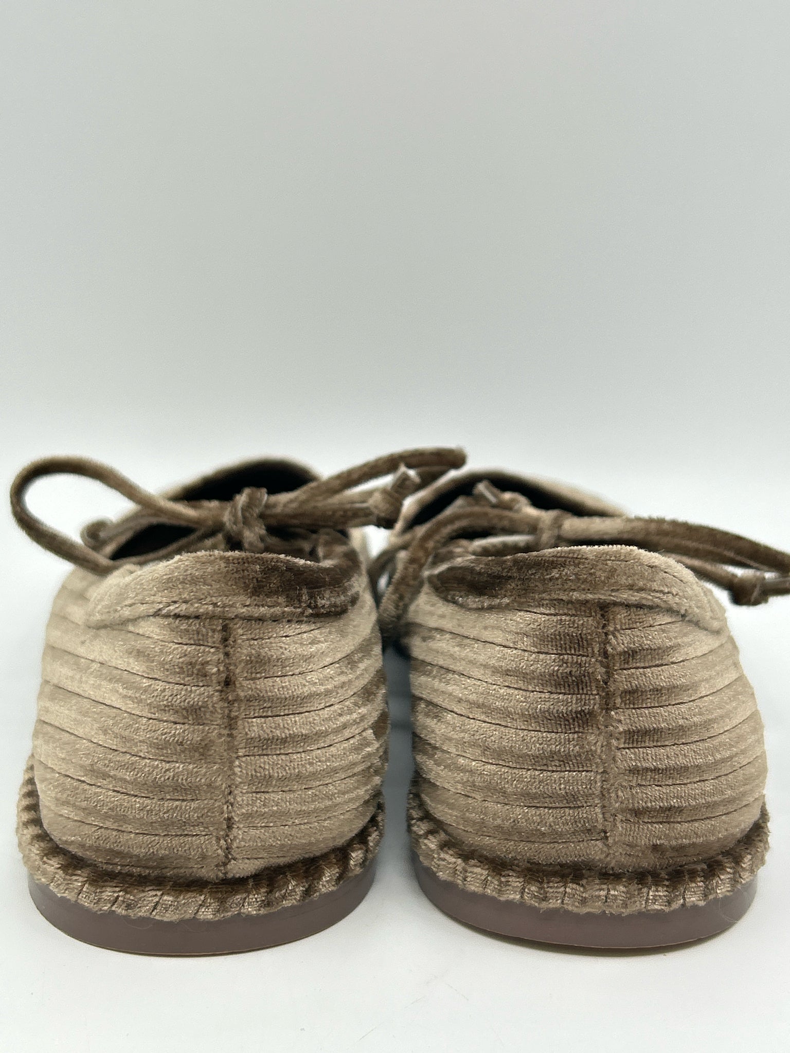 COCONUTS by Matisse Size 10M Brown Women Flats