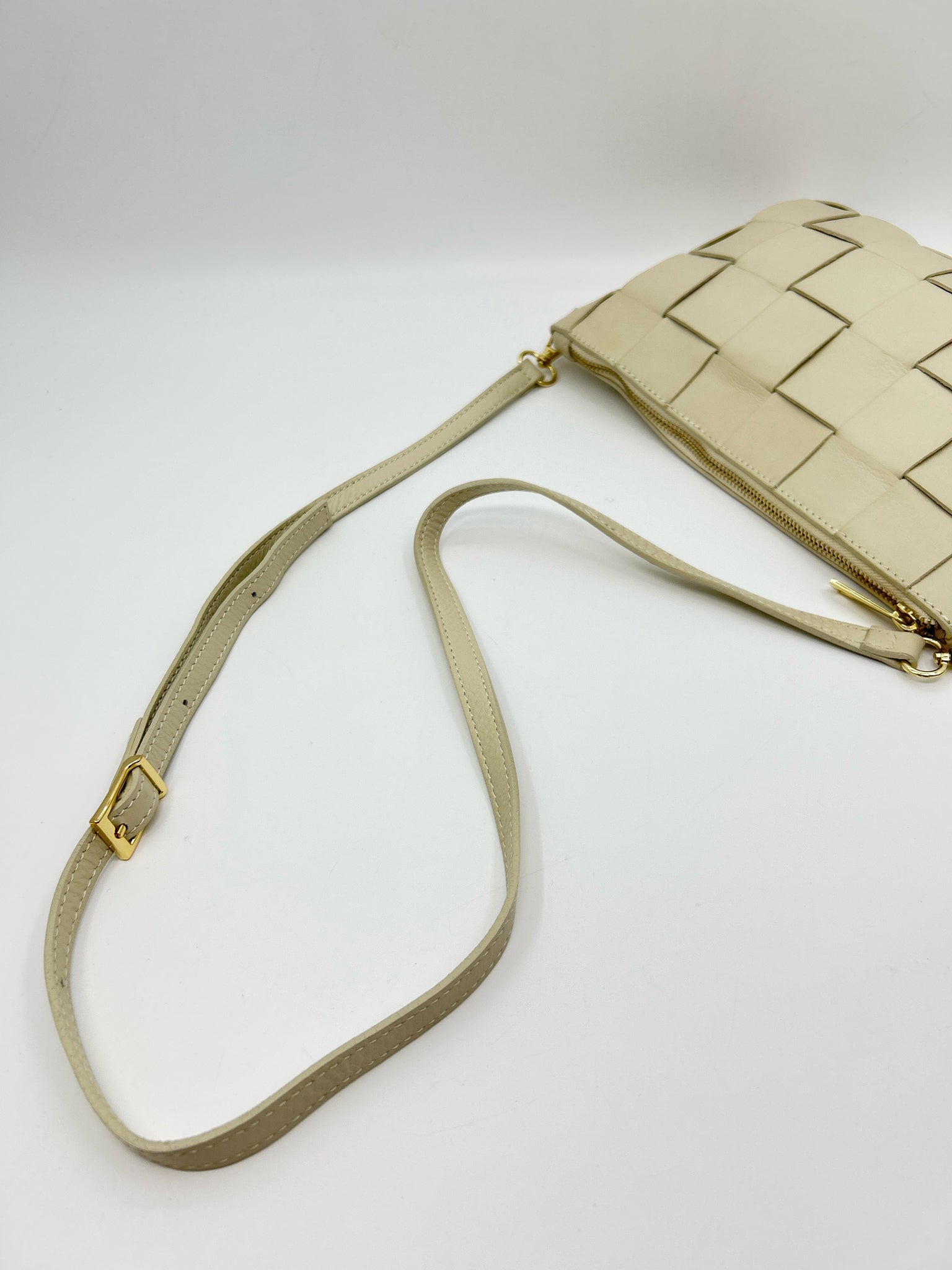 ANNA PAOLA Ivory Women Purse