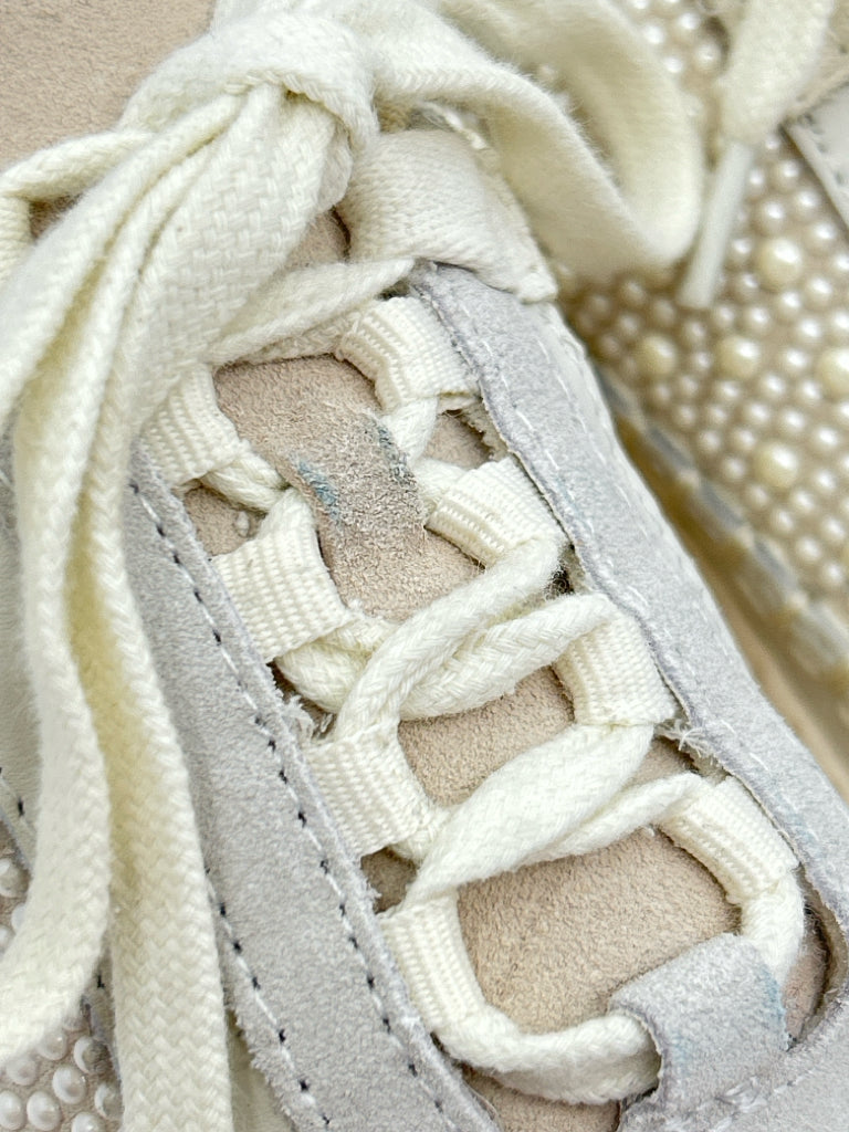 DOLCE VITA Size 7 VANILLA Women's Sneakers