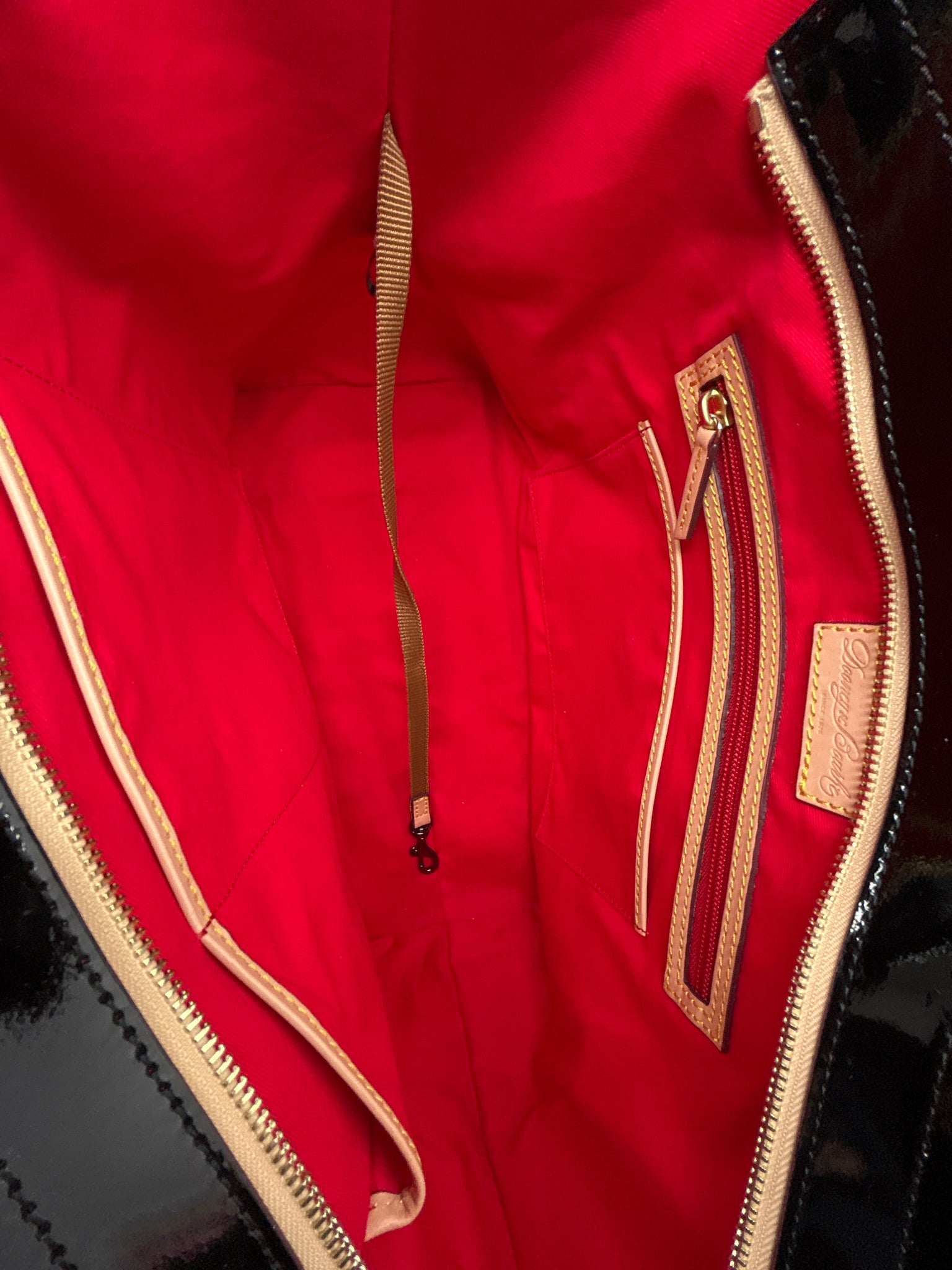 DOONEY & BOURKE Black and Tan Women Purse Tote