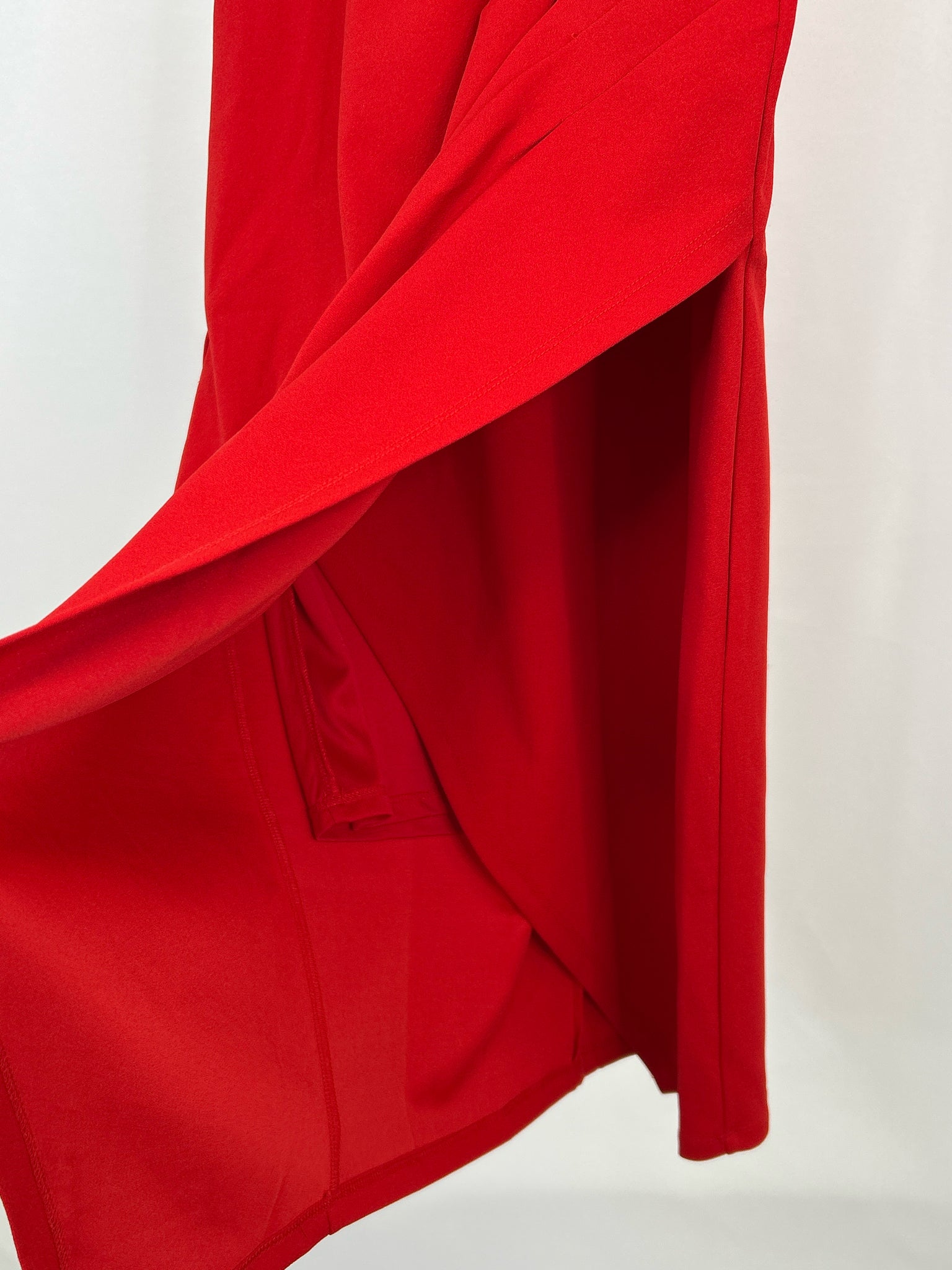 LAUNDRY BY SHELLI SEGAL Size 6 Red Women Dress
