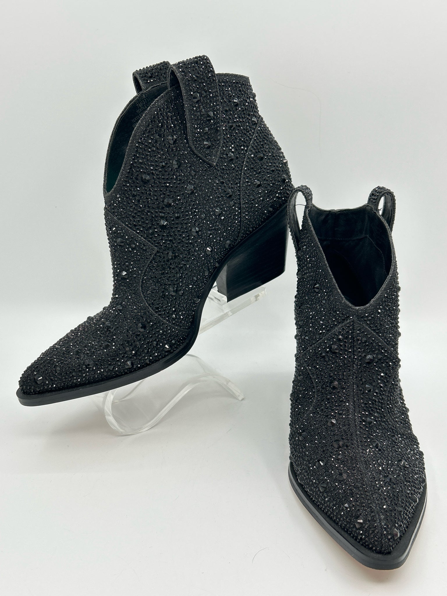 JESSICA SIMPSON NWOB Size 7M Black Women Booties