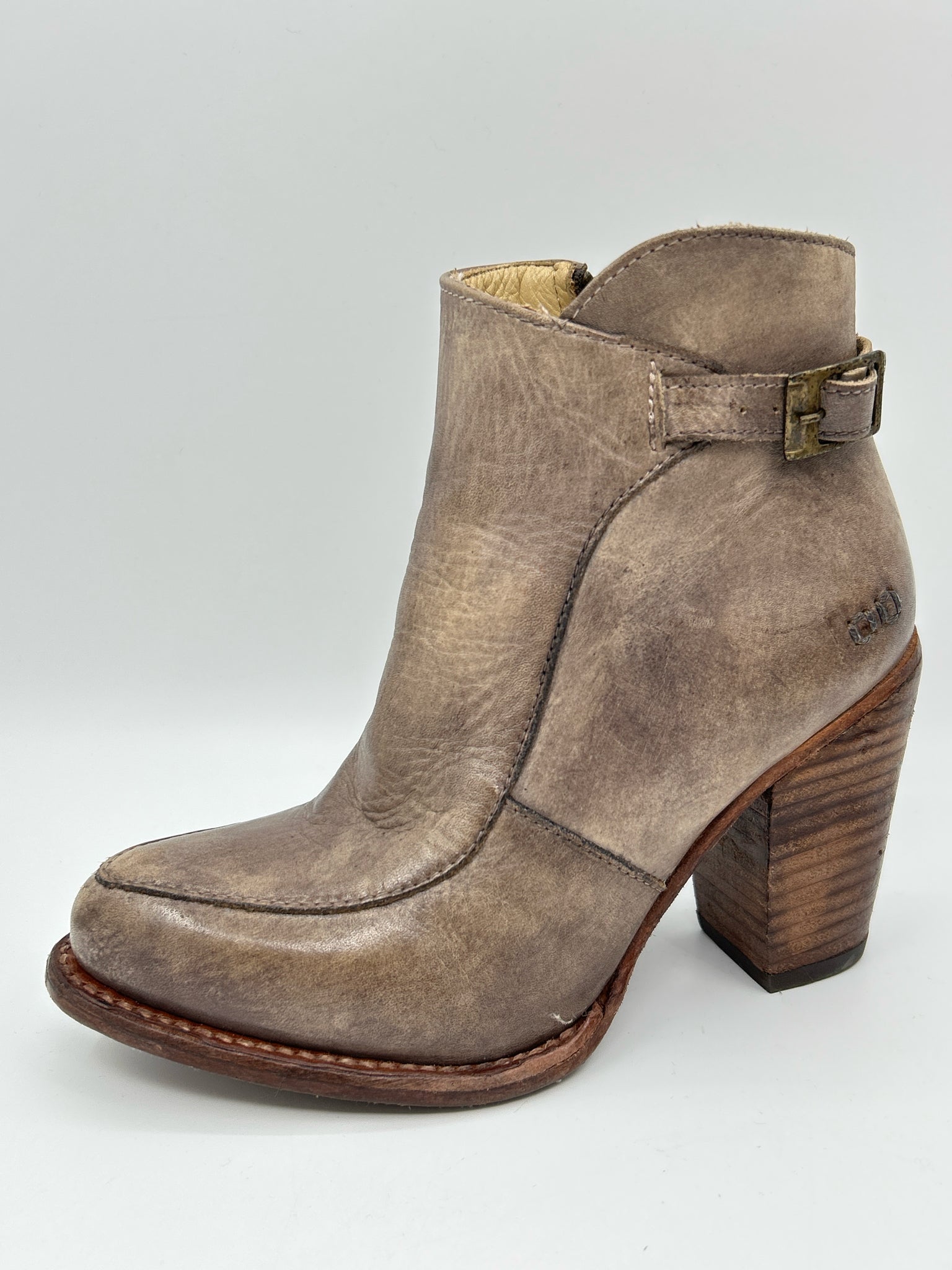 BED STU Size 6.5 Taupe Women Booties