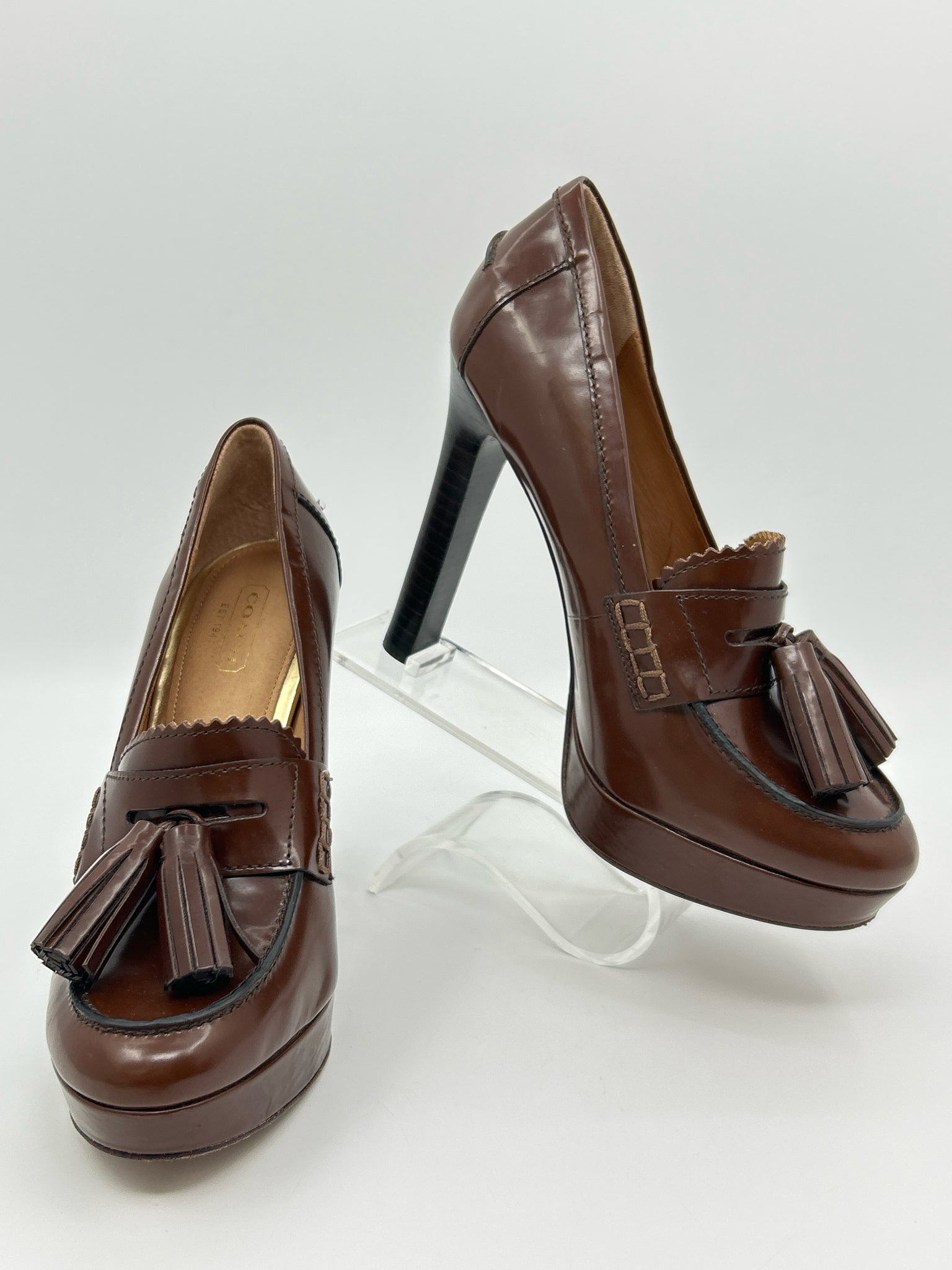 Coach Size 7 Brown Women Pumps