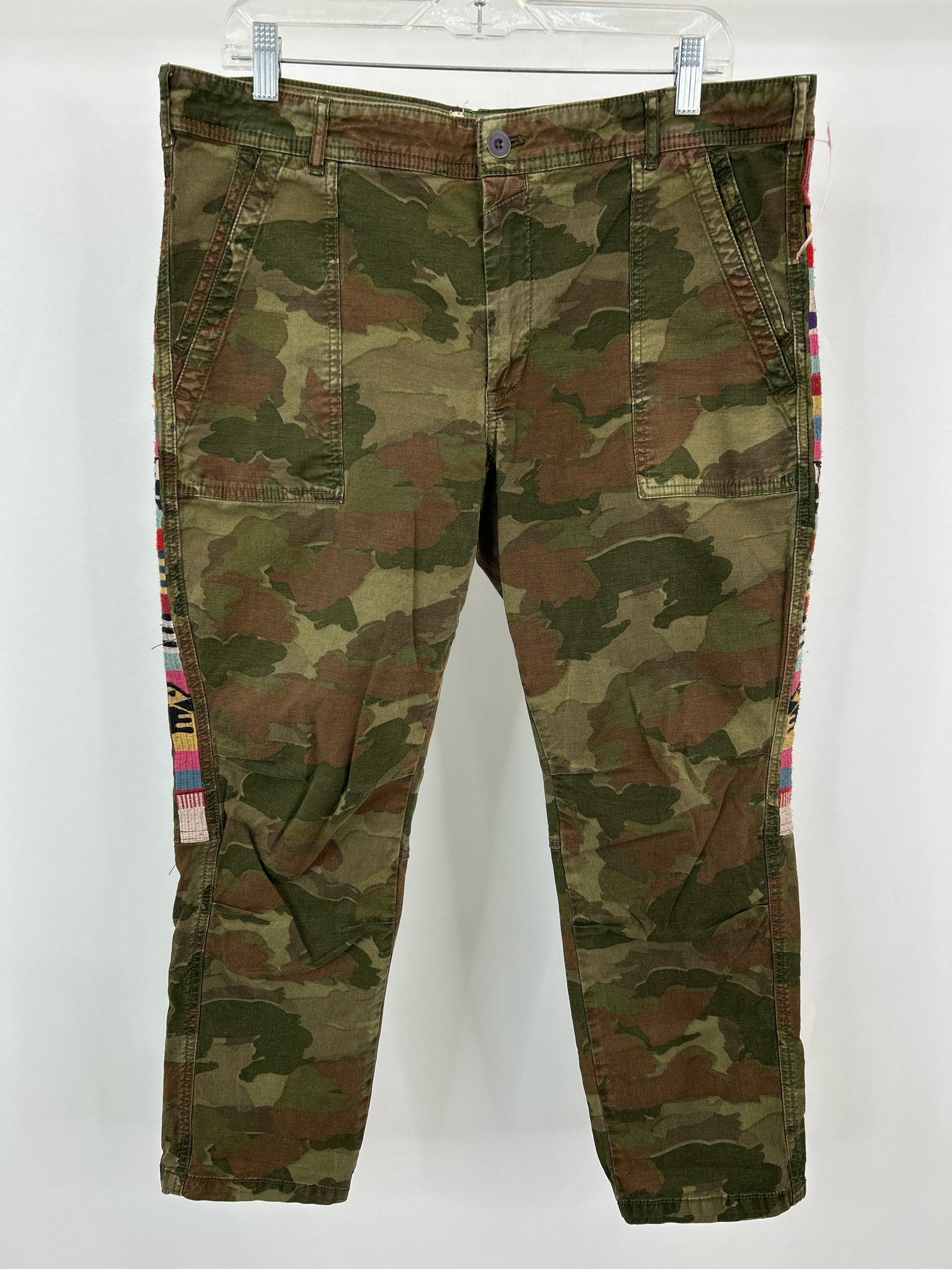 ANTHROPOLOGIE Size 14/32 CAMO Women Pants