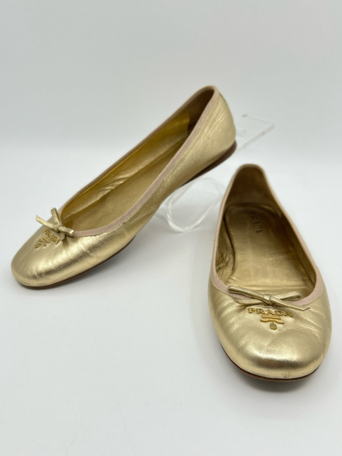 PRADA Size 39/9 Gold Women Flats