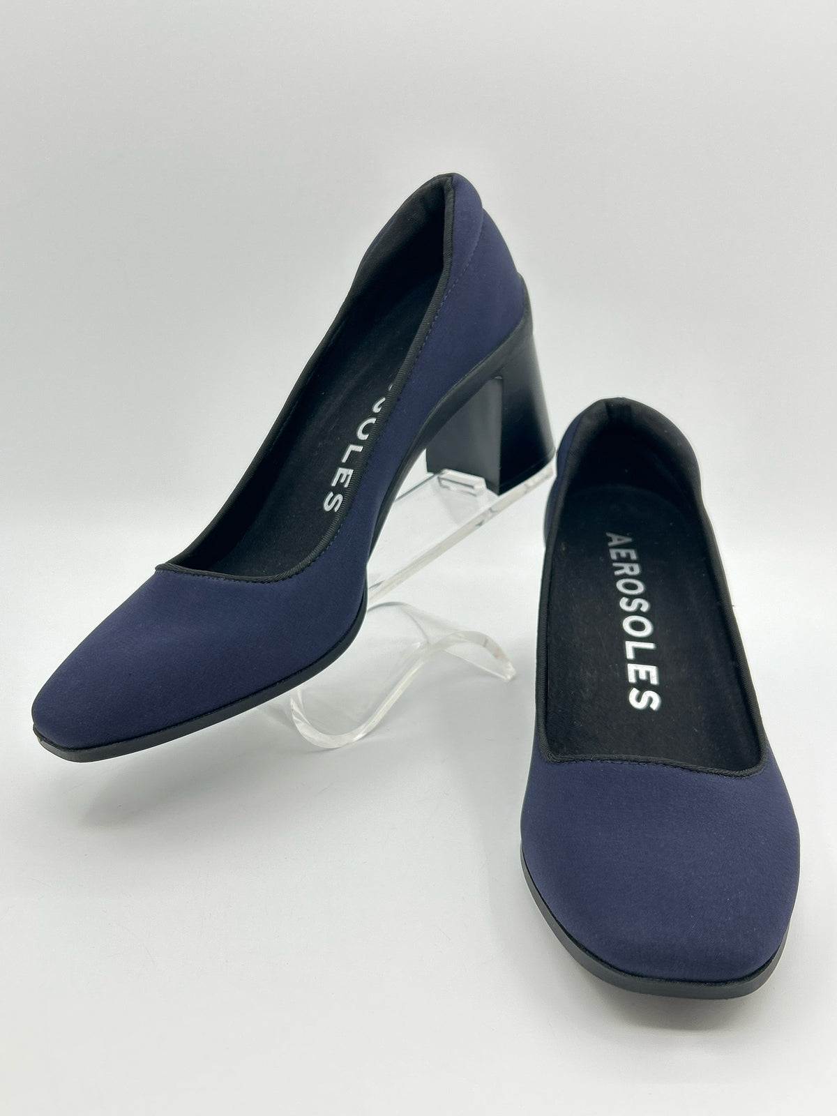 AEROSOLES Size 7.5M Navy Women Pumps