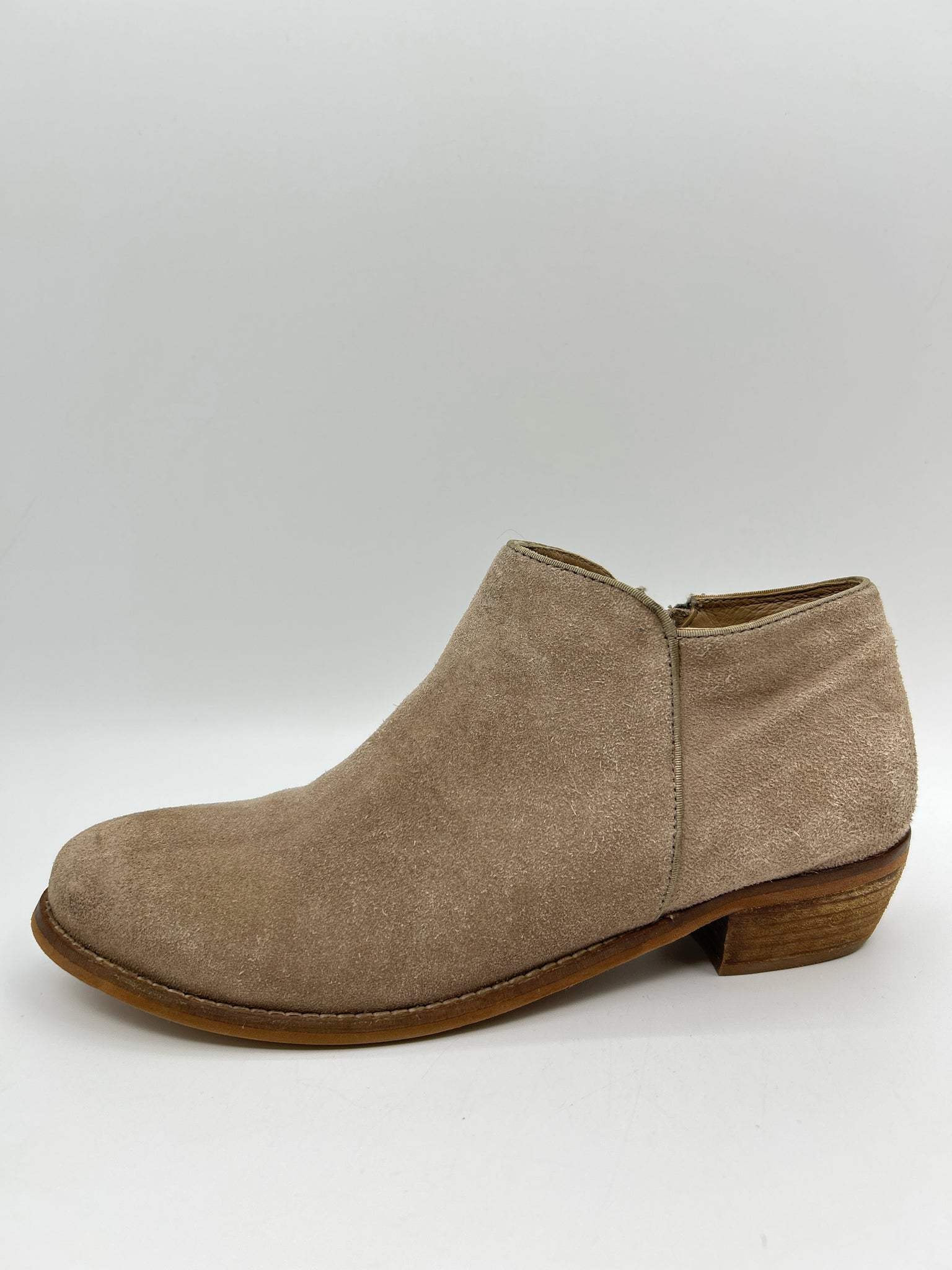 SOFTWALK Size 9.5N Beige Women Booties