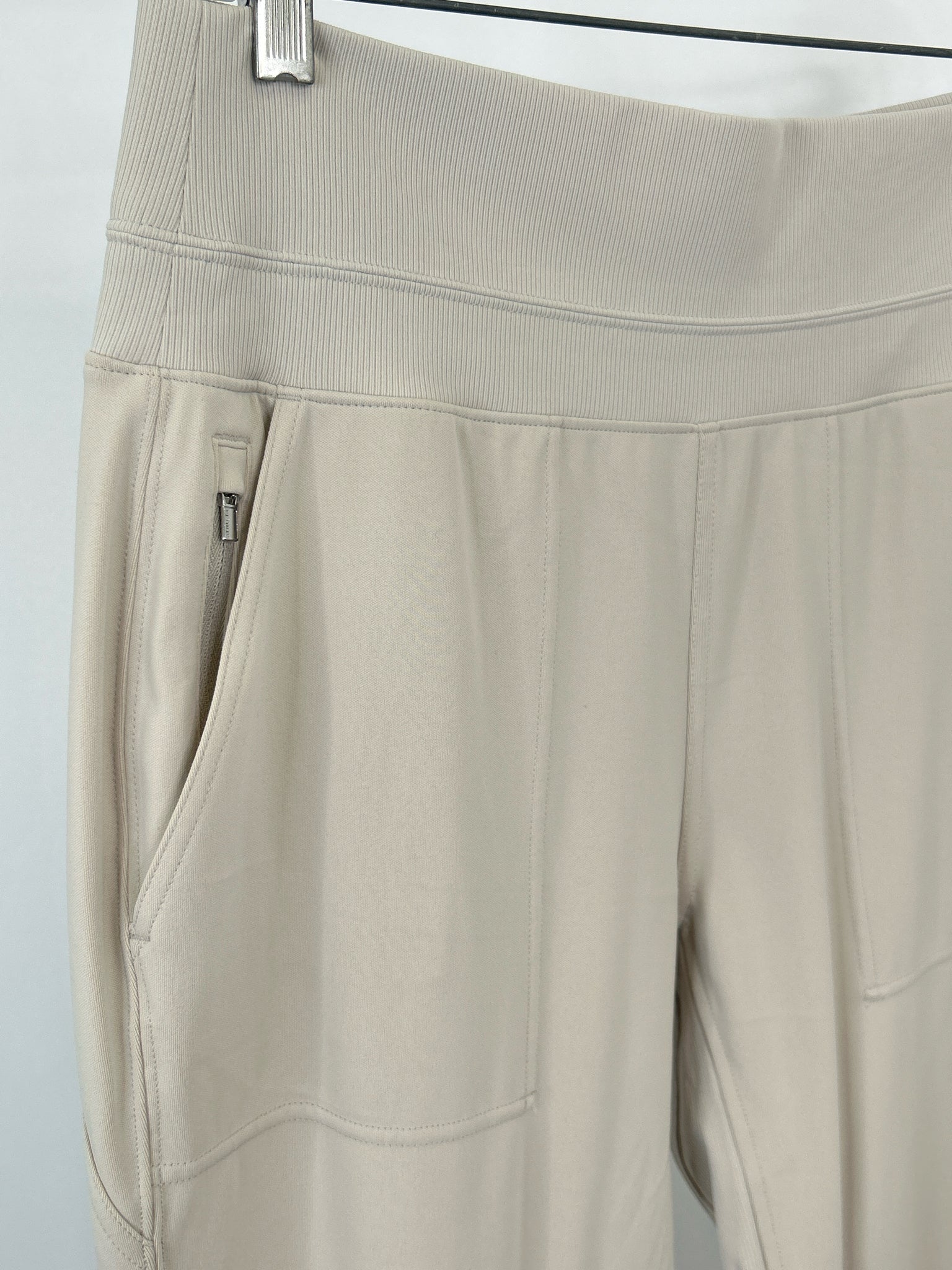ATHLETA Size M PUTTY Women Pants