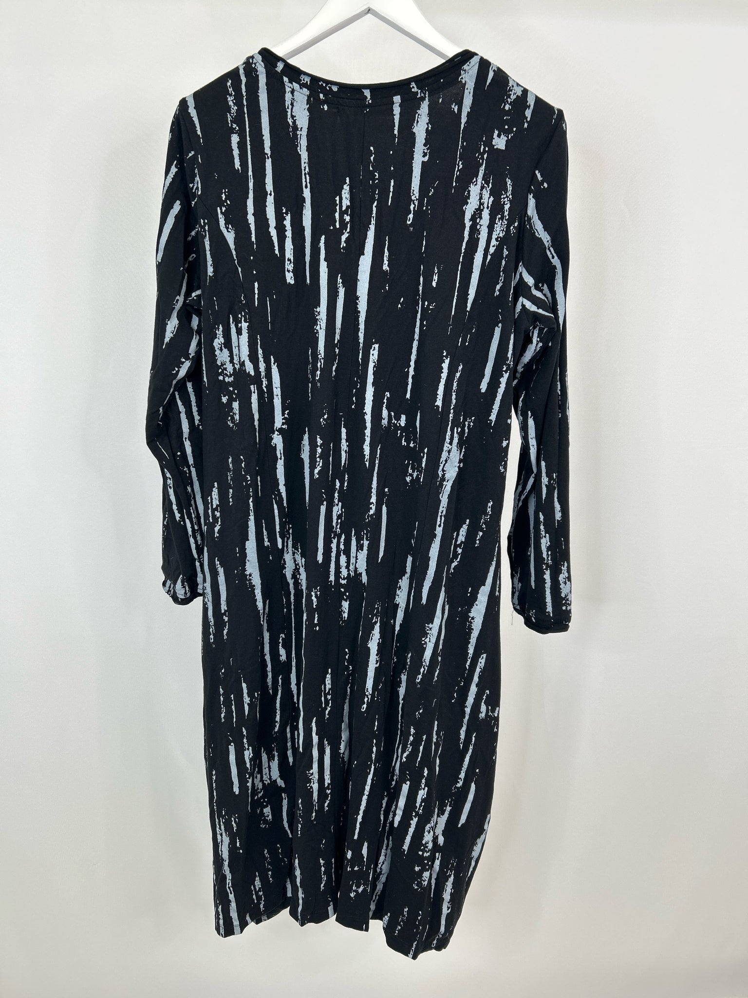 SNAPDRAGON & TWIG Size M black and grey Women Dress