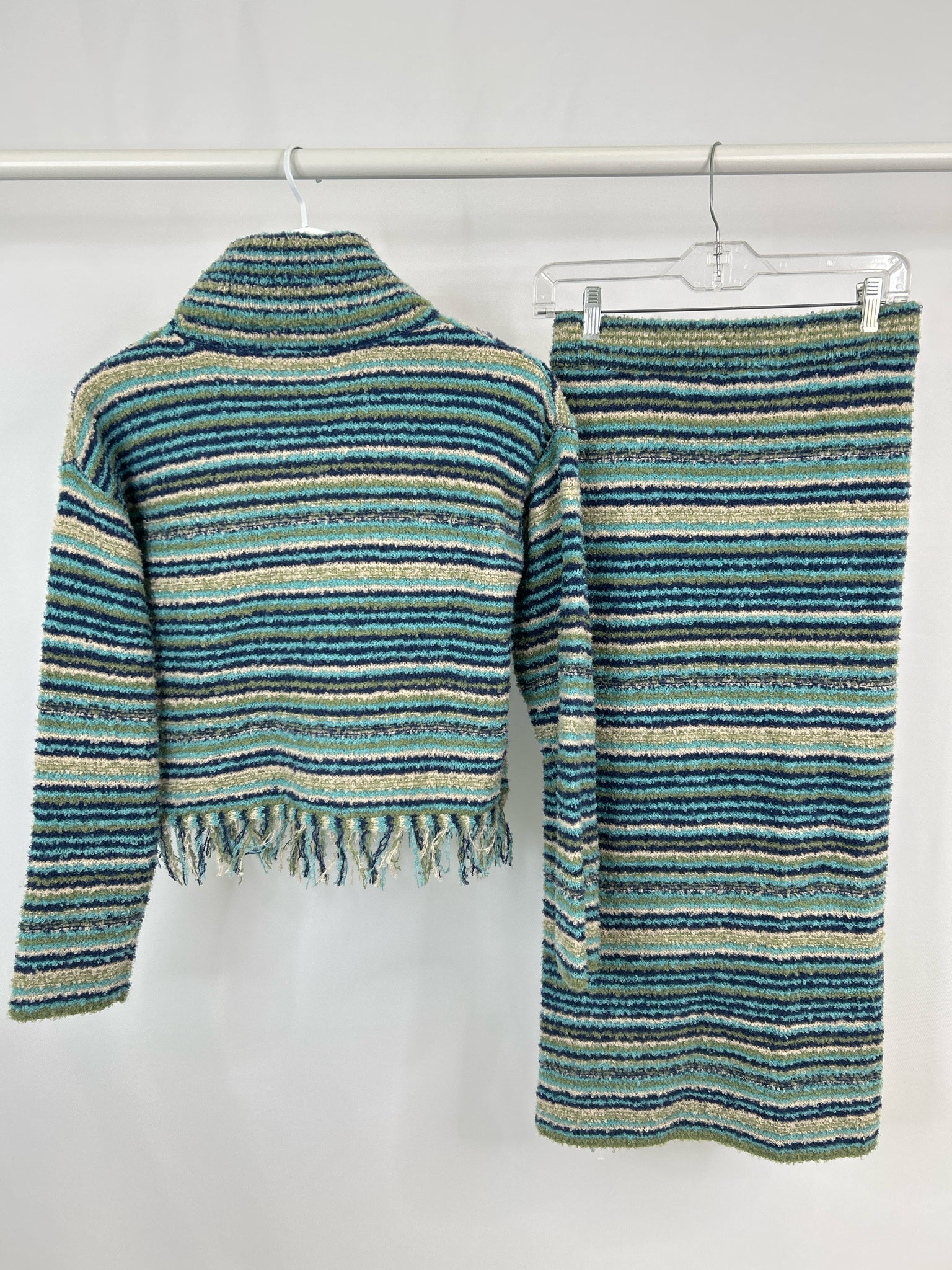 HEM & THREAD Size S BLUE AND GREEN Women 2-Piece w/skirt