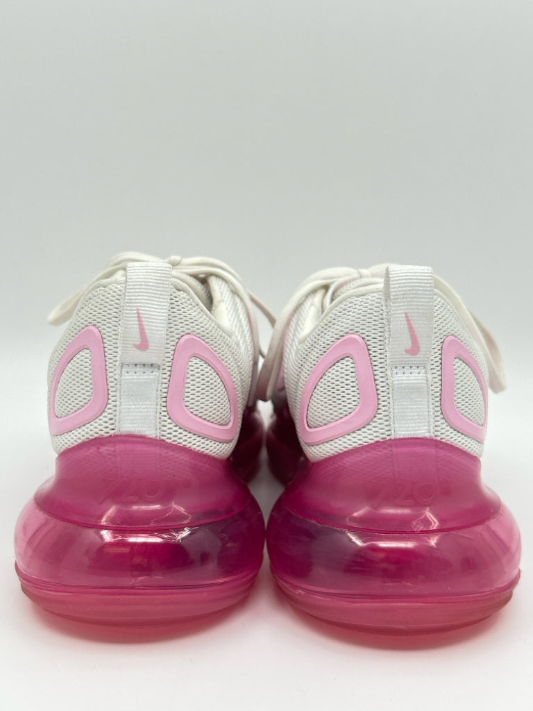 NIKE Size 10 White Women's Sneakers