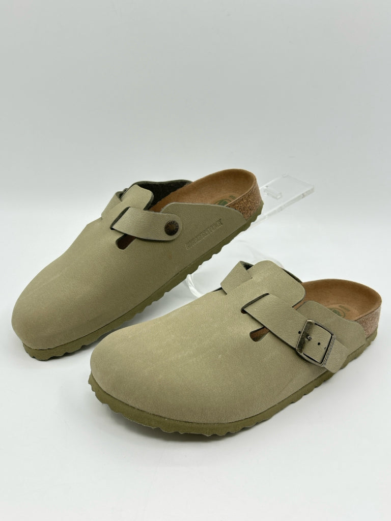 BIRKENSTOCK Size 38 OLIVE GREEN Sandal