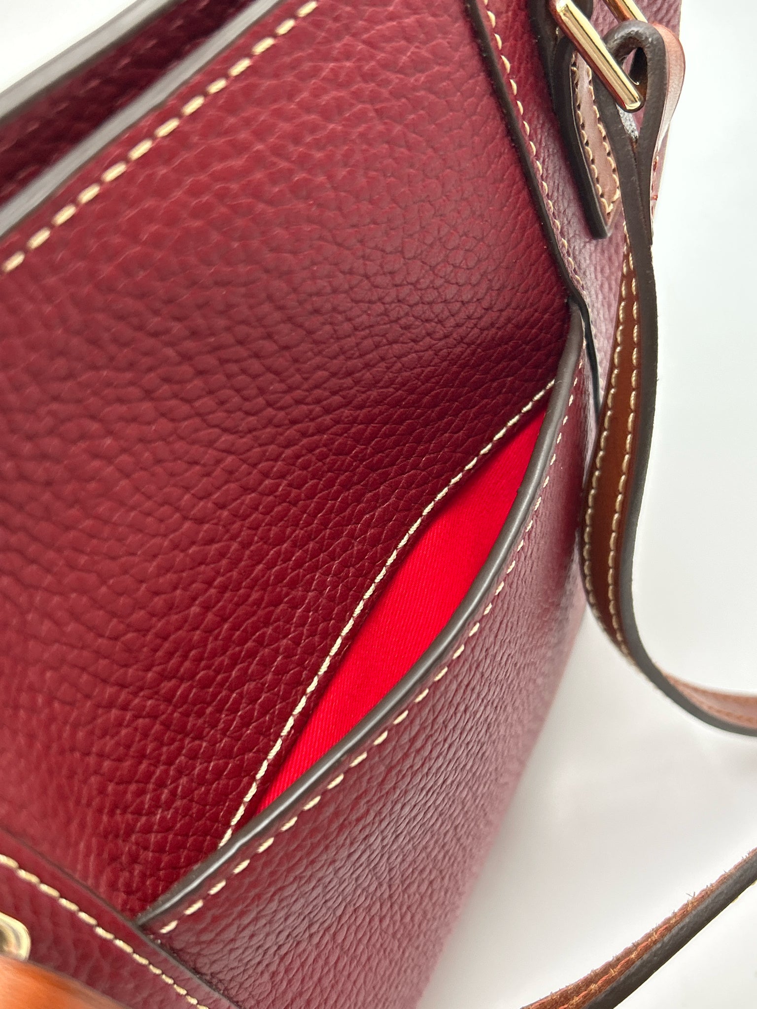 DOONEY & BOURKE Burgundy Women Purse