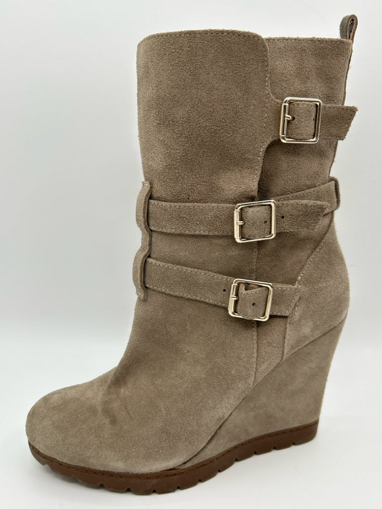 ARTURO CHIANG Women Size 7.5M Taupe Booties