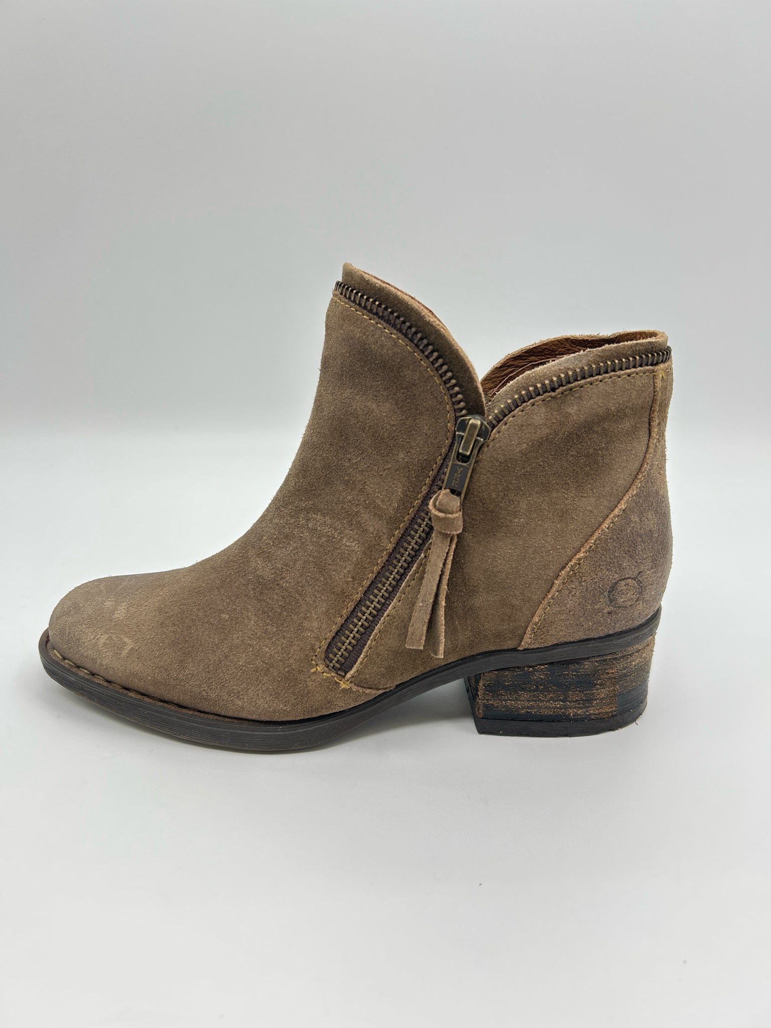 BORN Size 6.5 Brown Women Booties