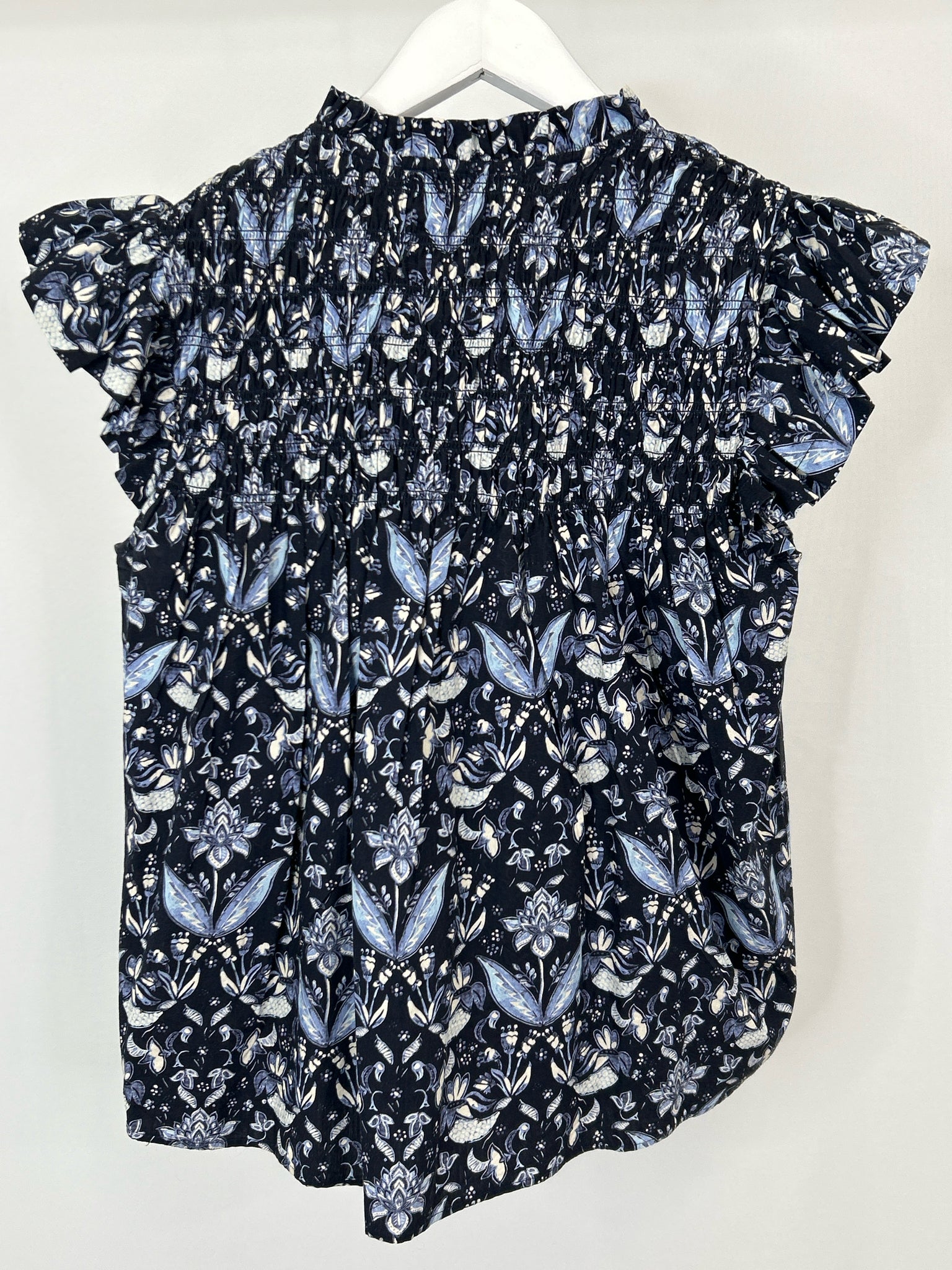 SAIL TO SABLE STS Size S Navy Print Women Top
