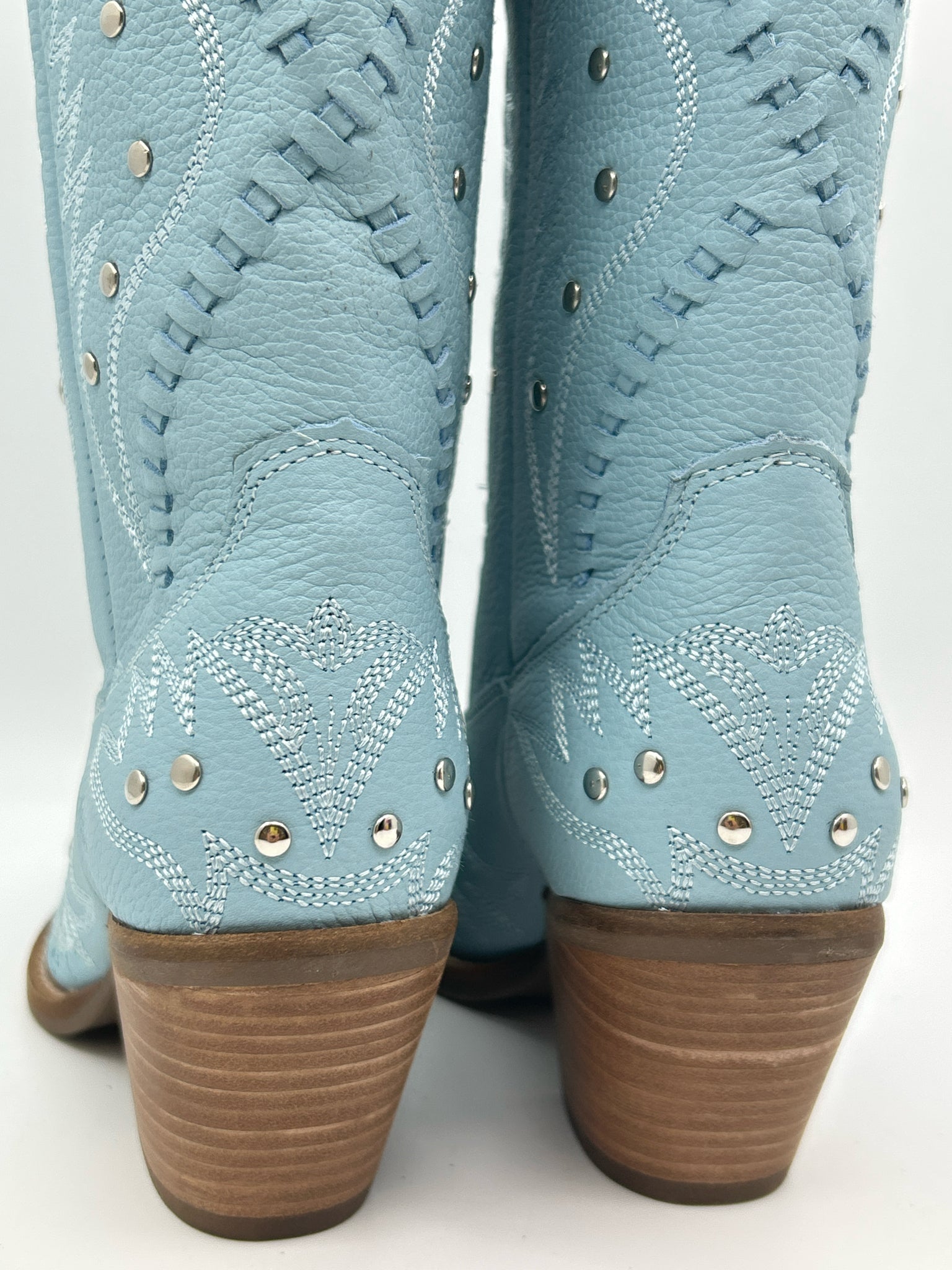 DINGO Size 7.5M Pale Blue Women Boots