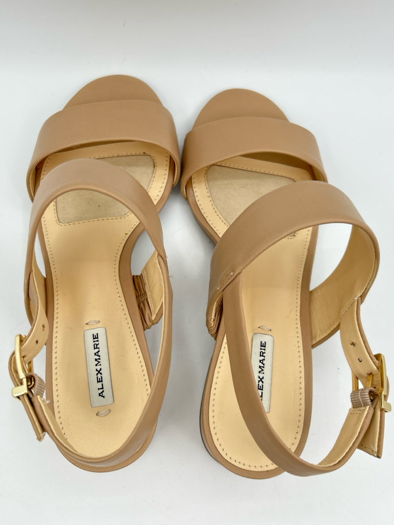 Alex Marie Women Size 7M nude Sandal