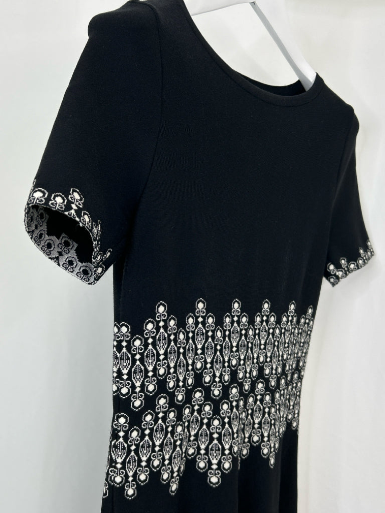 Alaia Women Size 44 Black and White Dress