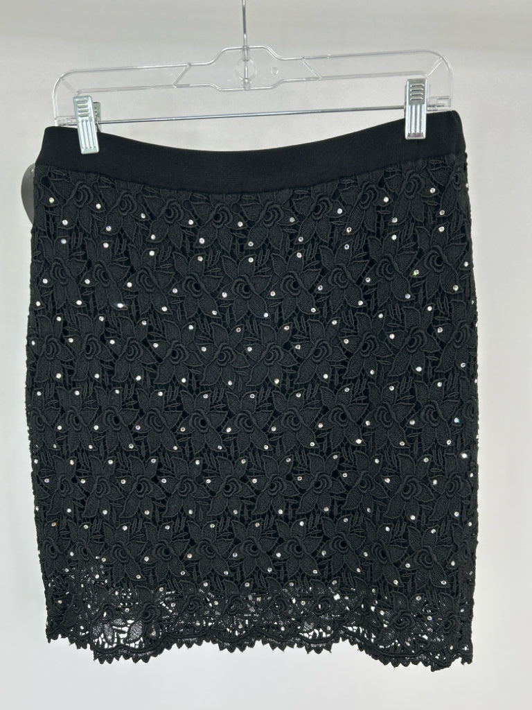 EXCLUSIVELY MISOOK Women Size XL Black Skirt