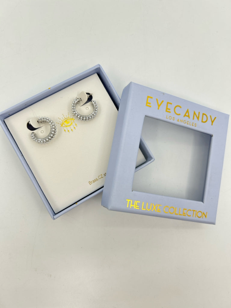 EYE CANDY Size One Size Silver Earrings