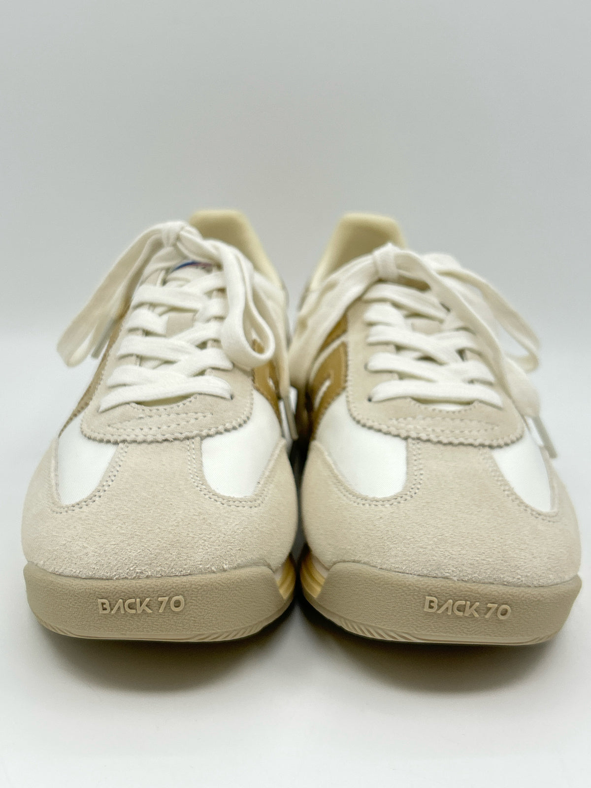Back 70 Streetwear Size 39 White and Gold Women Sneakers NIB