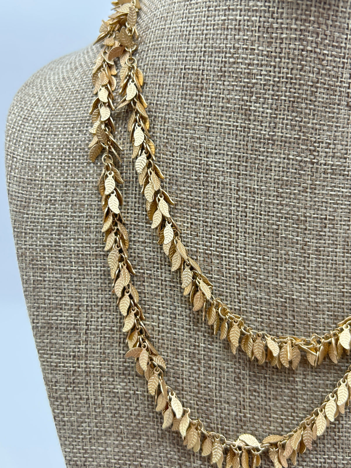 NO BRAND Gold Necklace