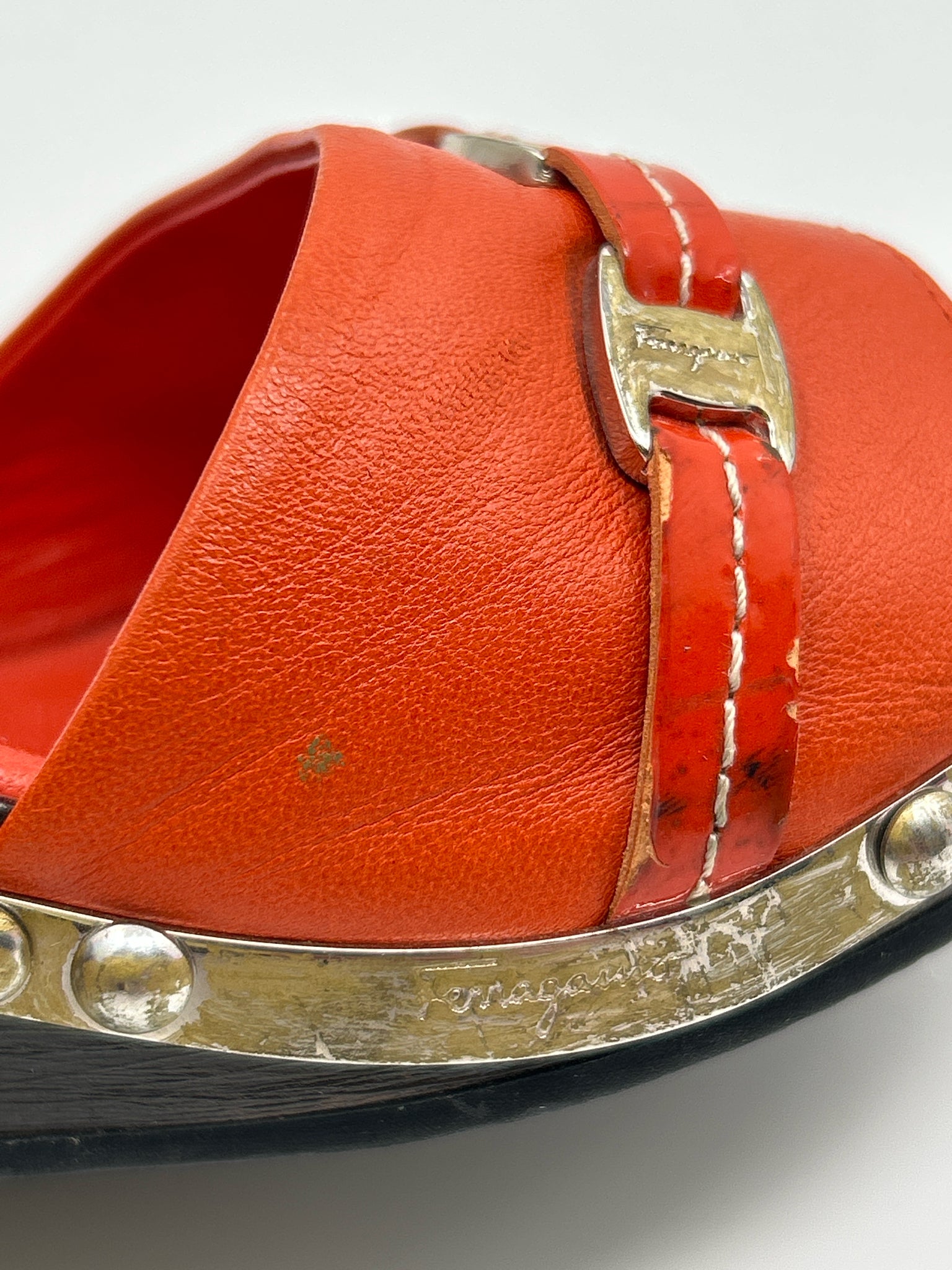 SALVATORE FERRAGAMO Size 7B Orange Women Sandal