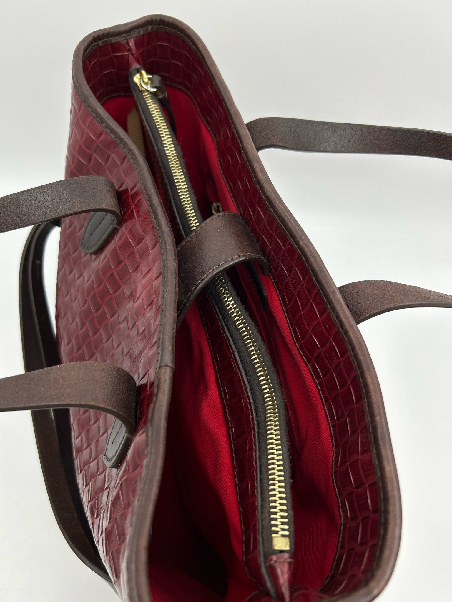 DOONEY & BOURKE Burgundy Women Tote