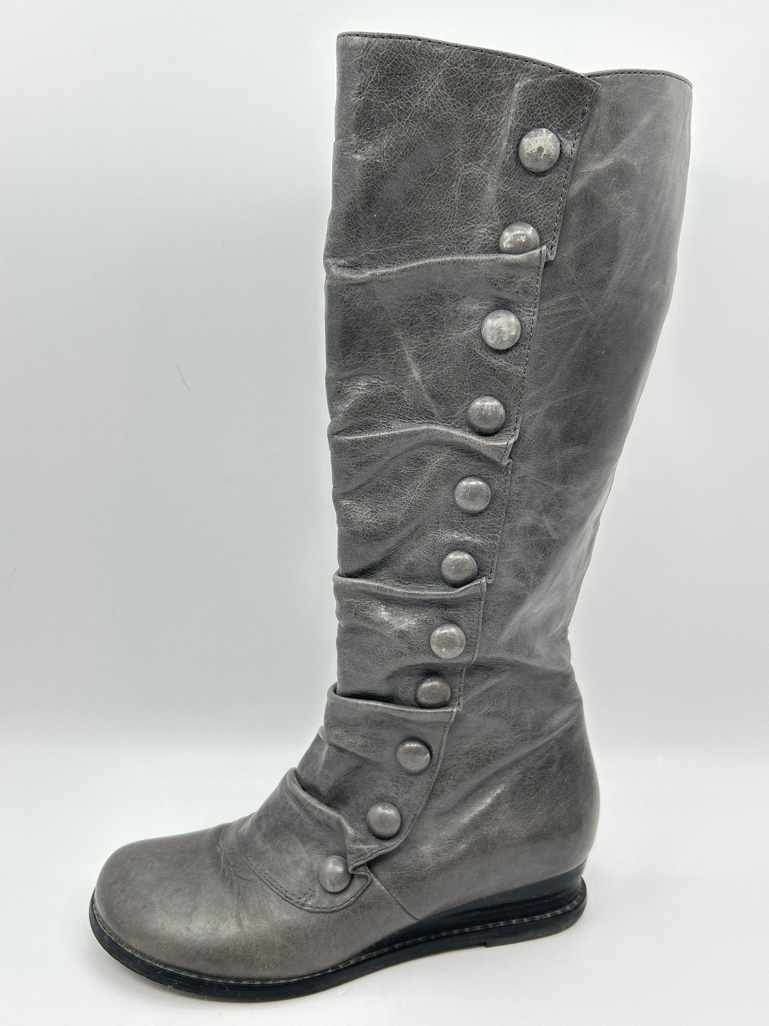 MIZ MOOZ Size 7M Grey Women Boots