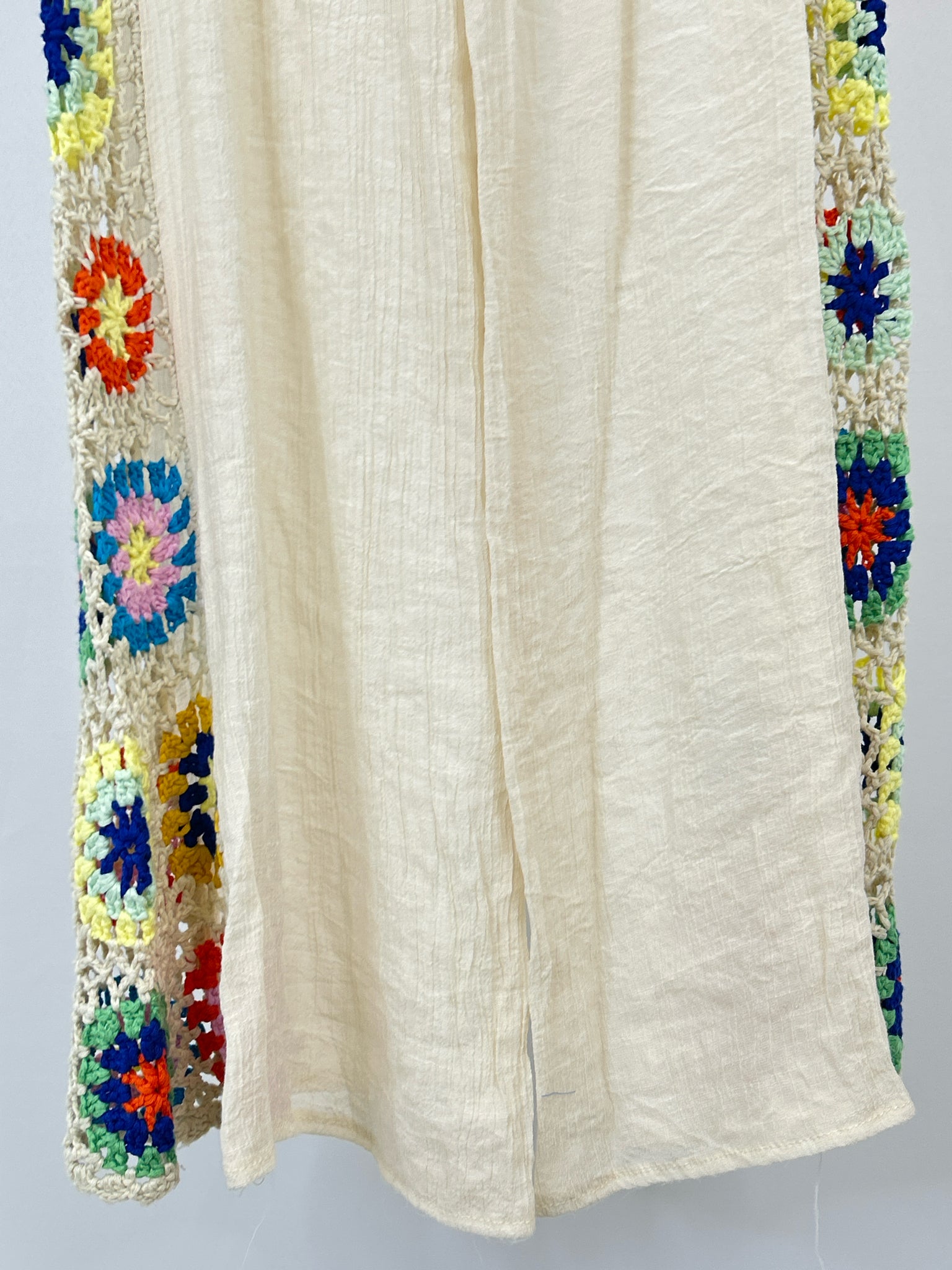 ELAN Size M Cream Women 2-Piece w/pants