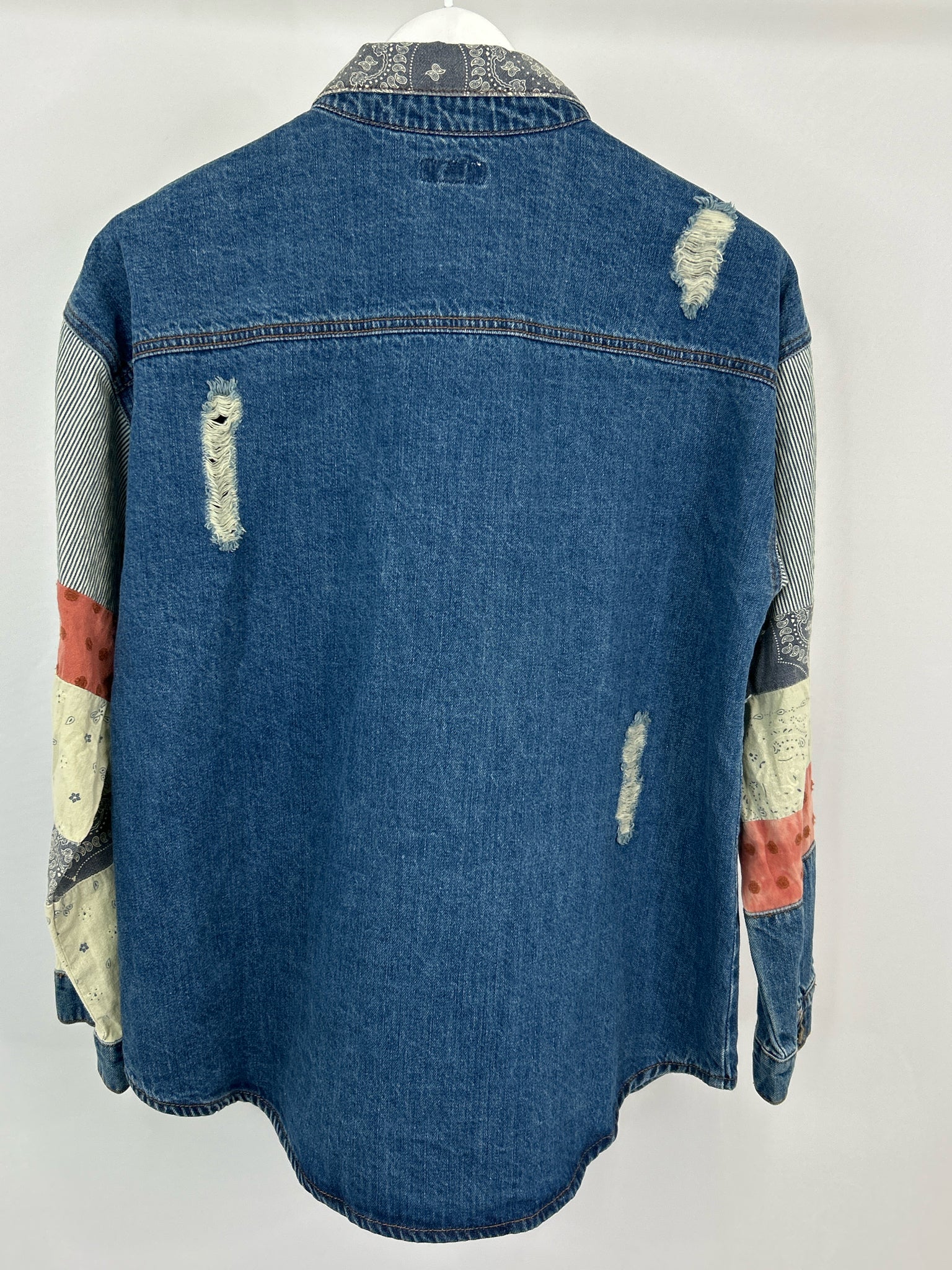 EASEL Size M Blue Denim Women Shirt Jacket NWT