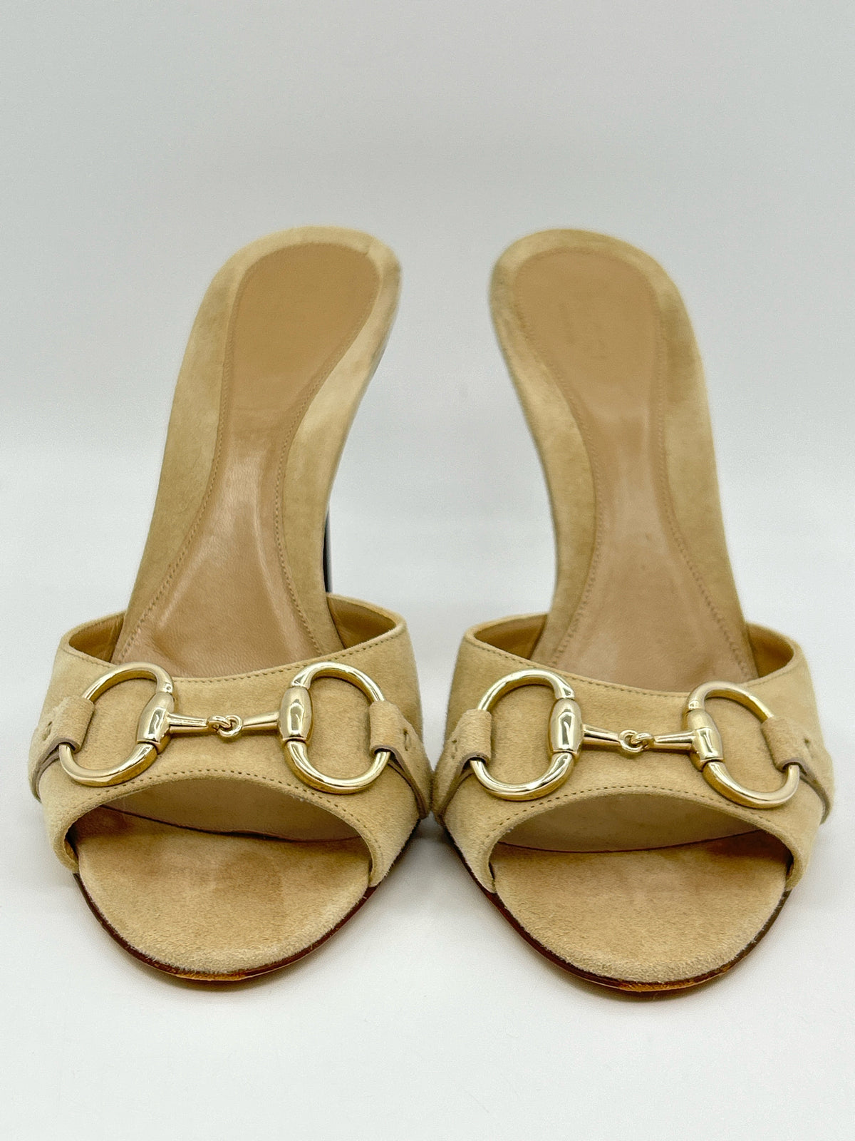 GUCCI Size 8.5B Beige Women Pumps