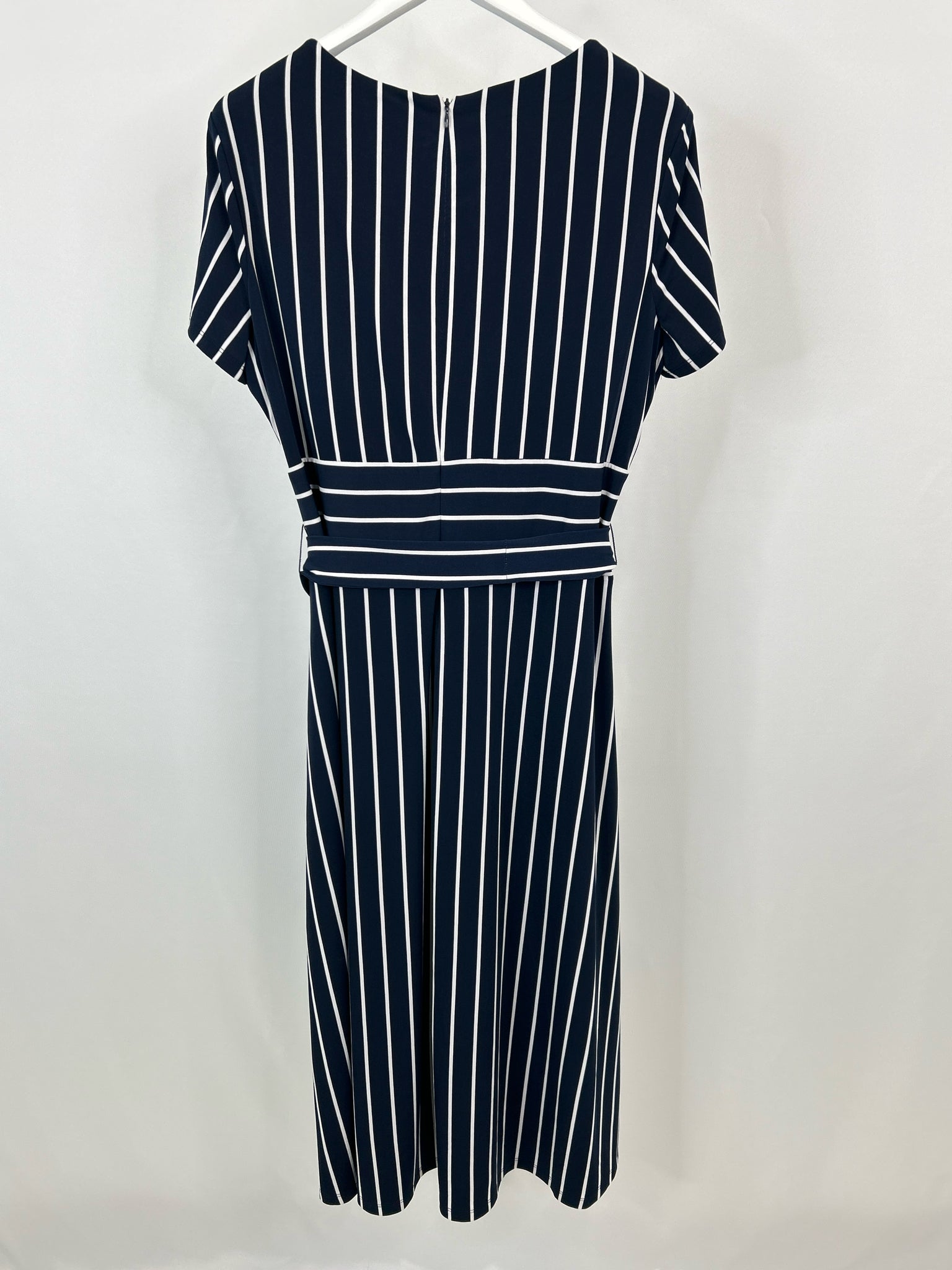 Lauren Ralph Lauren Size 16 NAVY AND WHITE Women Dress