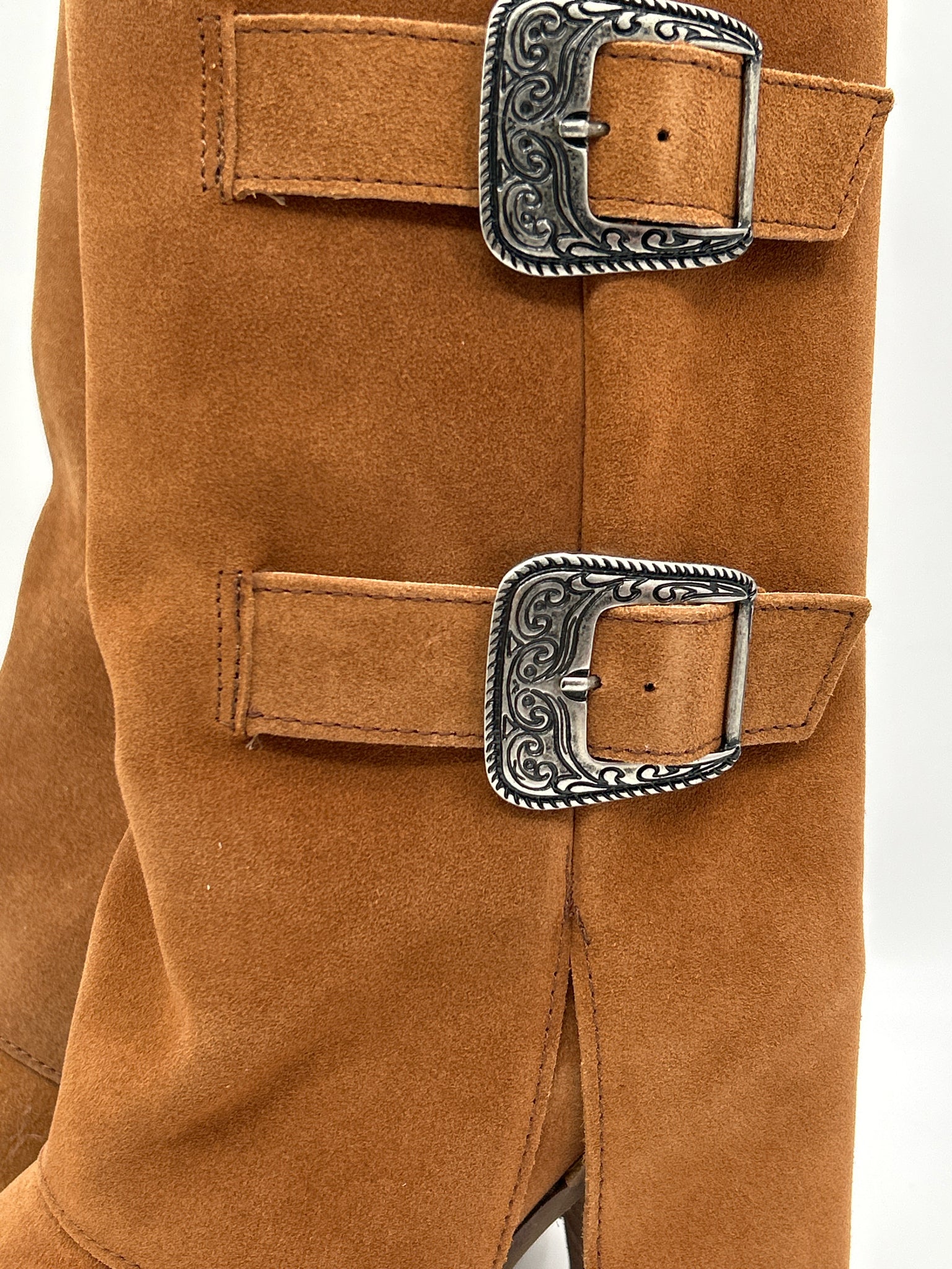 DINGO Size 8.5M Camel Women Boots