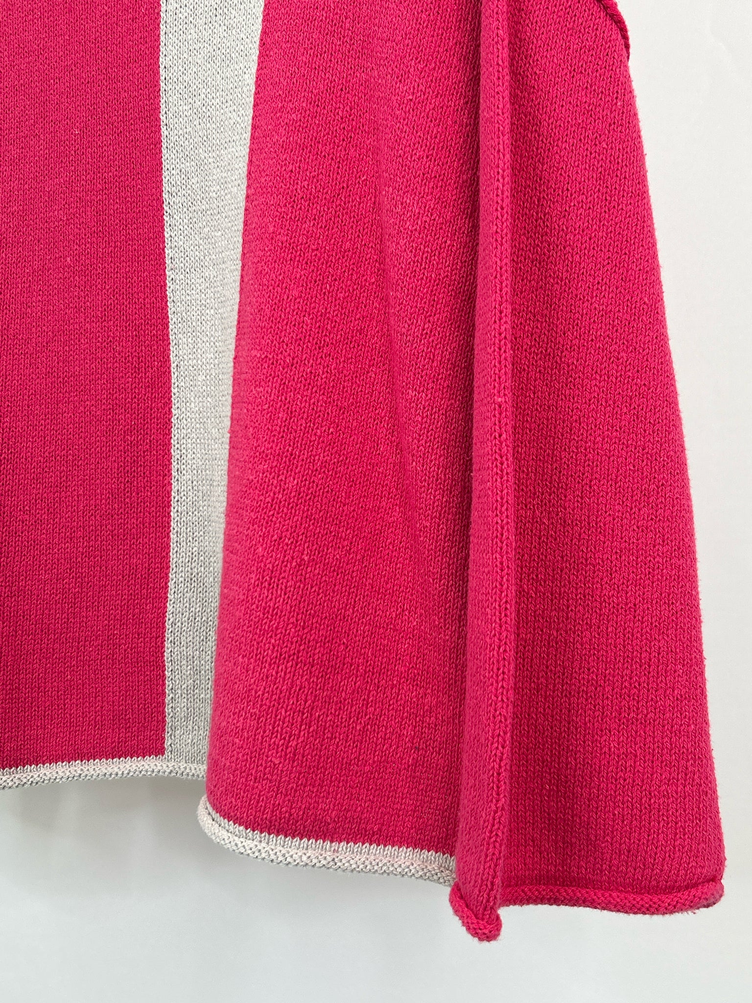 OLIVIA BY HABITAT CLOTHES Size S Magenta and Gray Women Sweater
