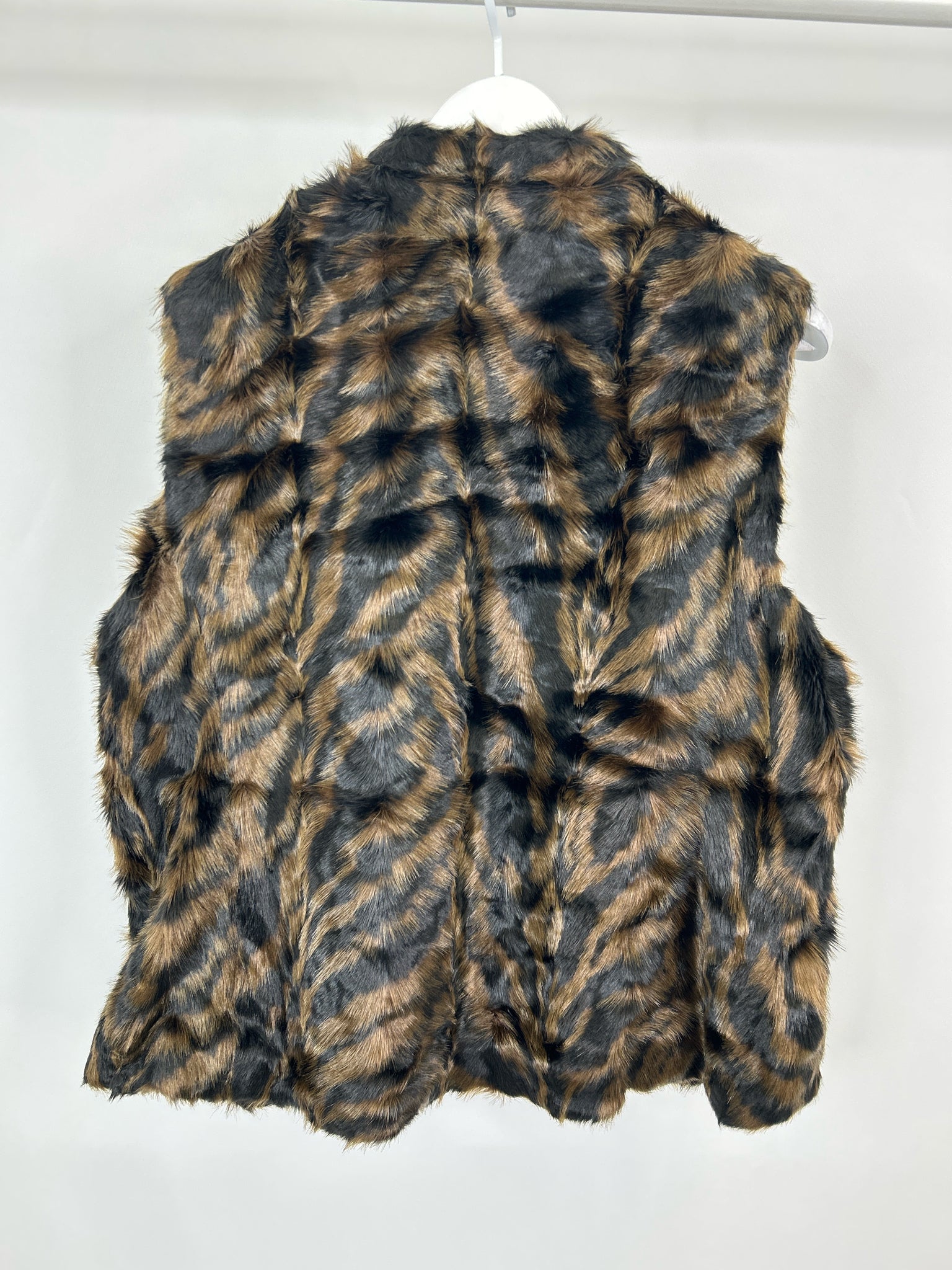 CHICO'S NWT Size 16/18P Brown and Black Women Vest